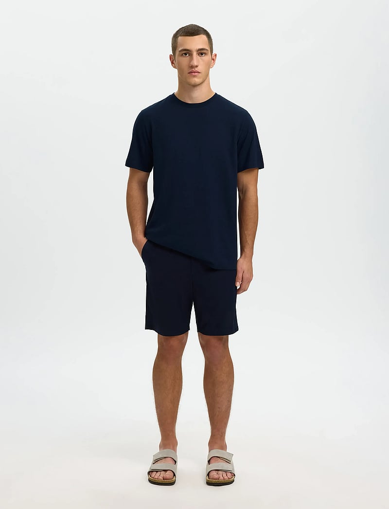 Selected - SLHADAM LINEN BLEND SS TEE NOOS - kurzärmelig - sky captain - 3
