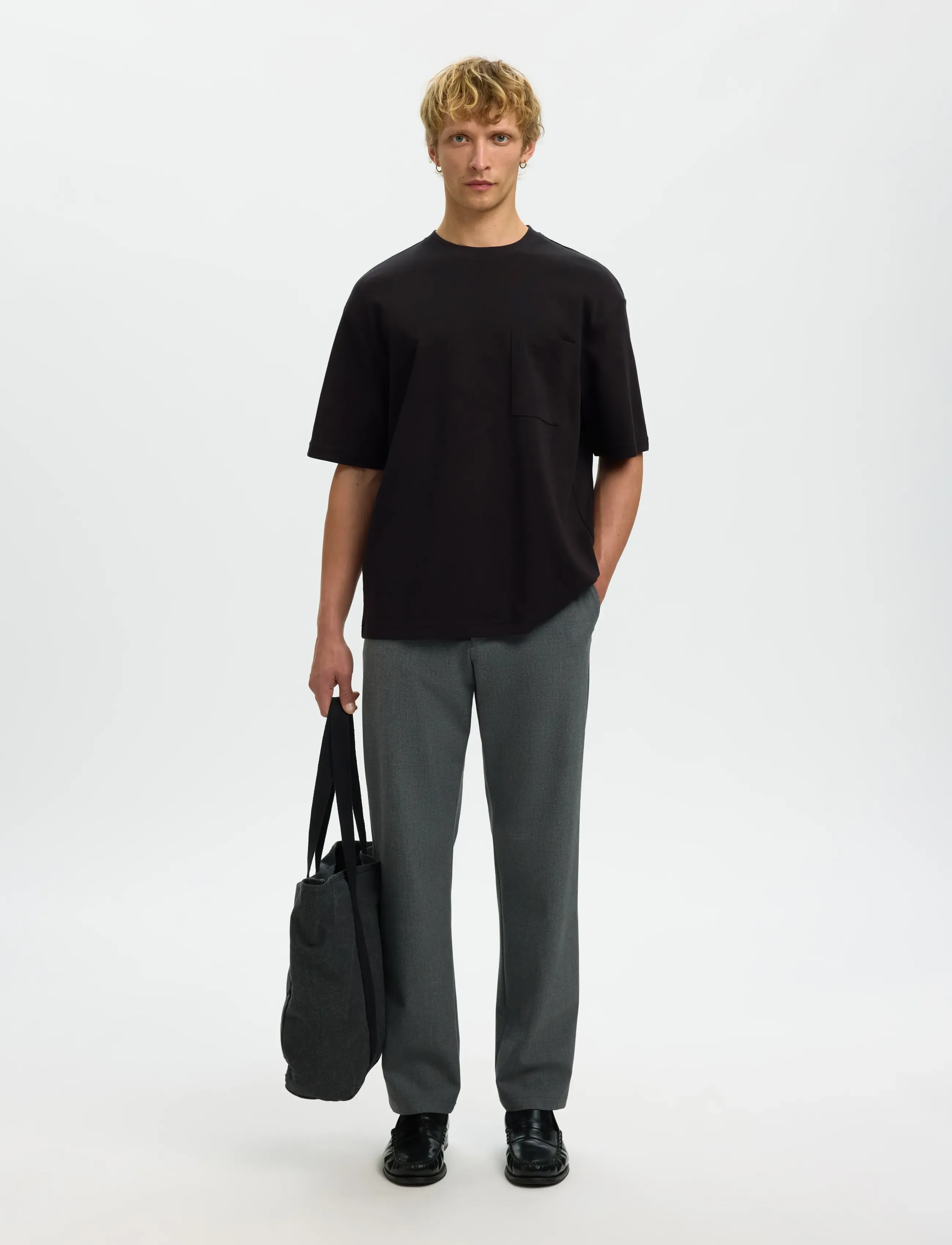 Selected - SLHLOOSEOSCAR POCKET SS TEE NOOS - korte mouwen - black - 3