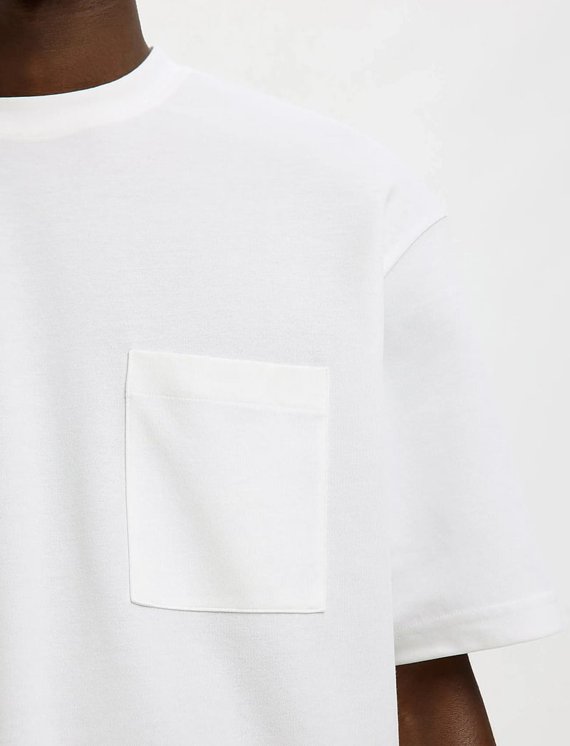 Selected - SLHLOOSEOSCAR POCKET SS TEE NOOS - kurzärmelig - bright white - 4