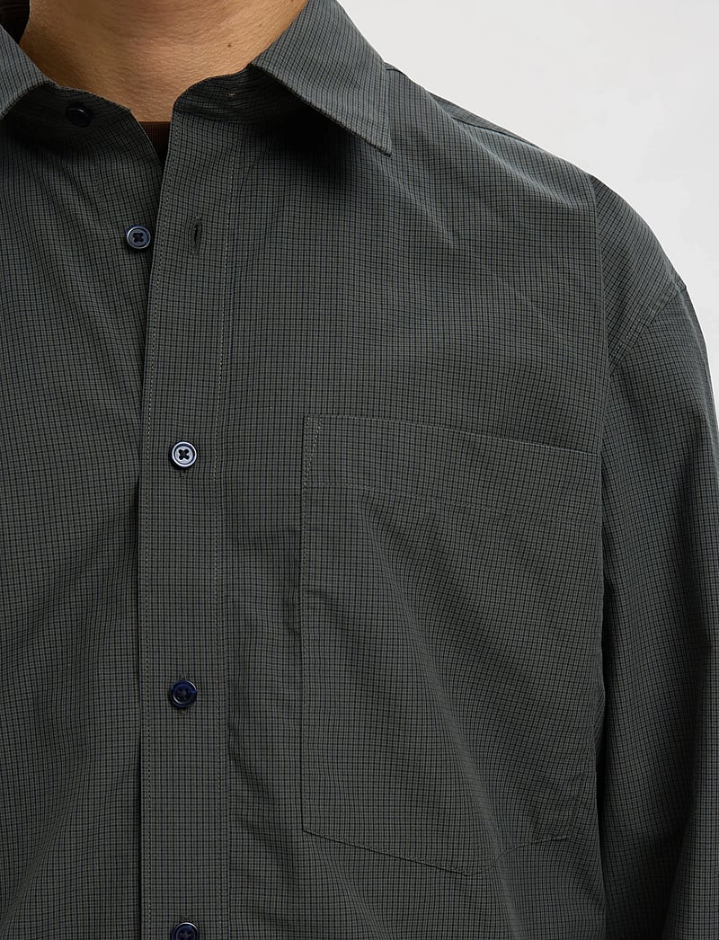 Selected - SLHRLXLARRY LS SHIRT - ruudulised särgid - forest night - 5