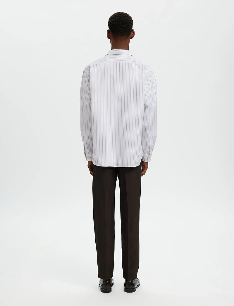 Selected - SLHRLXSANDER OXFORD SHIRT LS NOOS - triibulised särgid - bright white - 2