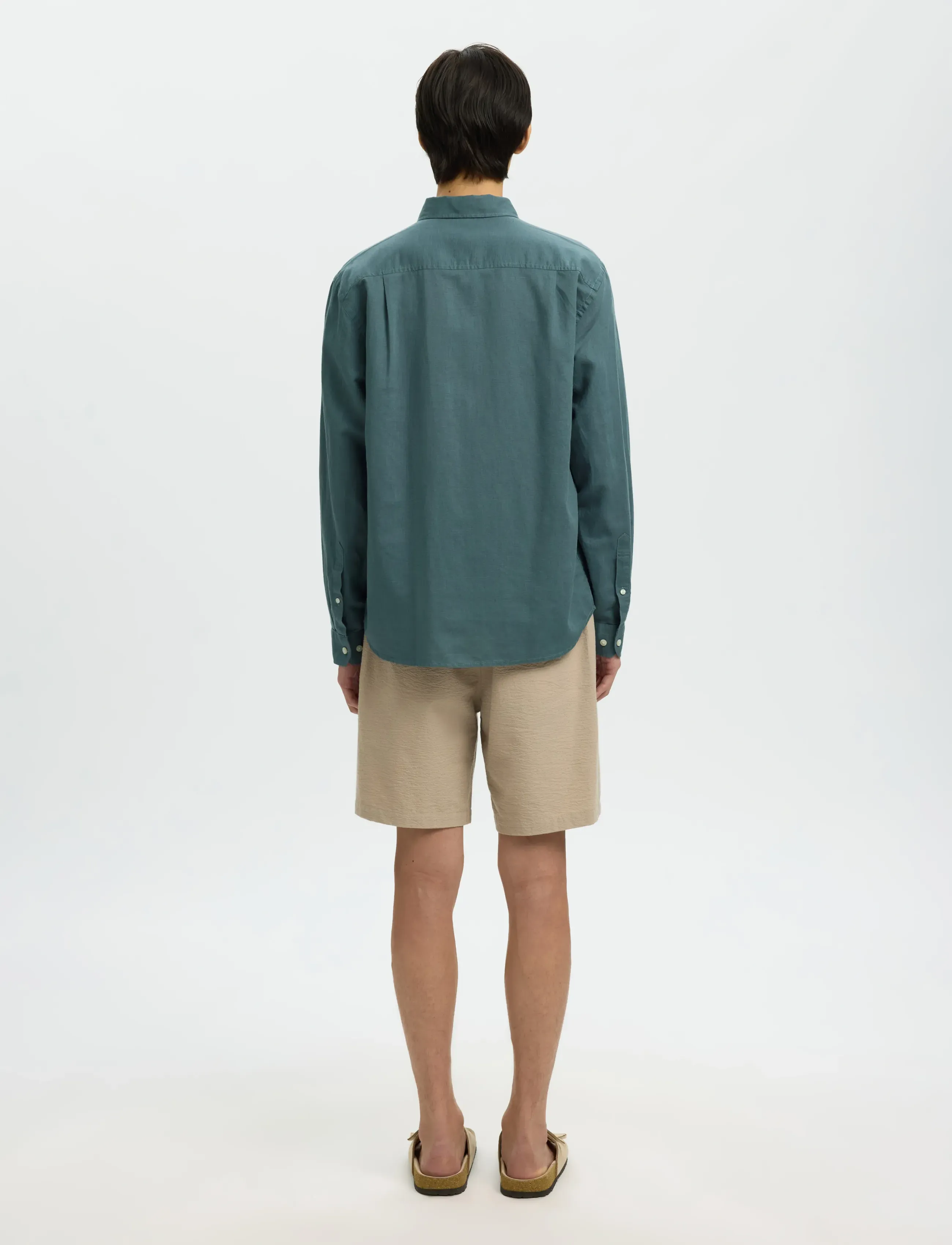 Selected - SLHREGCLAY LINEN BLEND BD LS SHIRT - casual skjorter - balsam green - 2