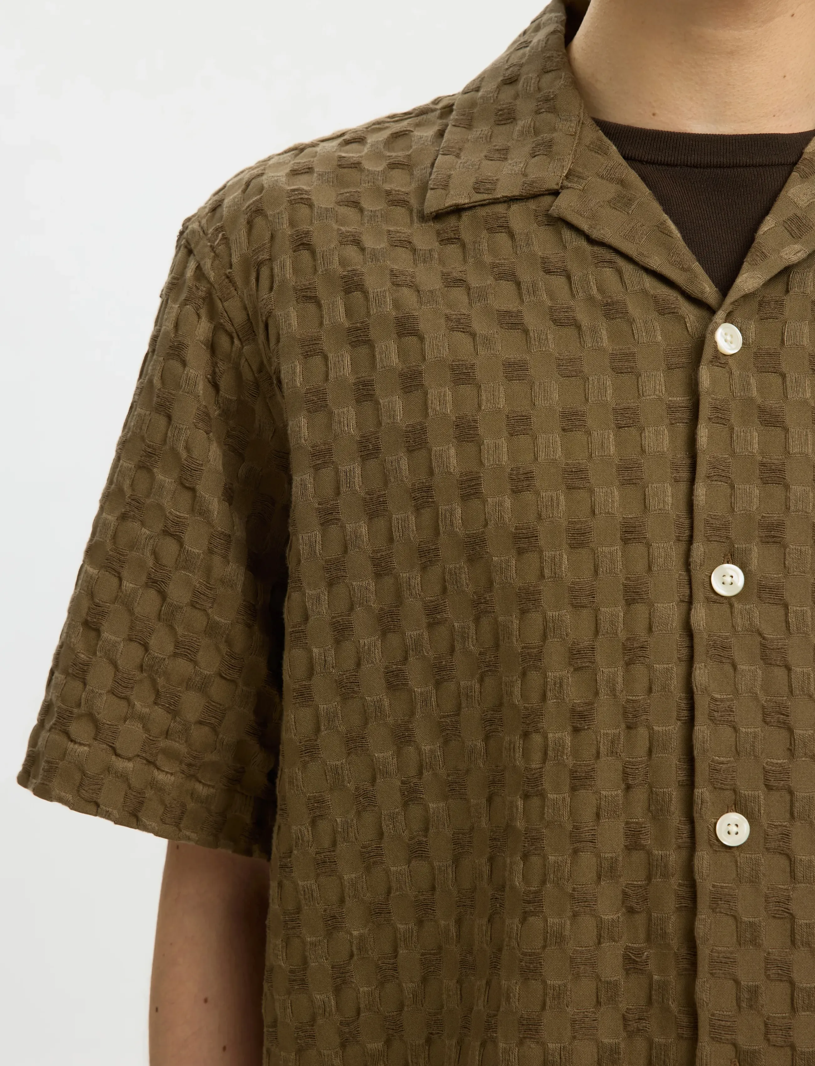 Selected - SLHRLXMONTY TEXTURE SS SHIRT - kortærmede skjorter - chocolate chip - 4