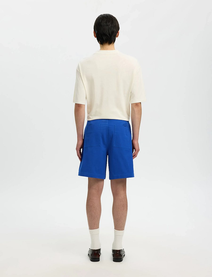 Selected - SLHLOOSE-HOTEL AMOUR SHORTS - casual shorts - mazarine blue - 2