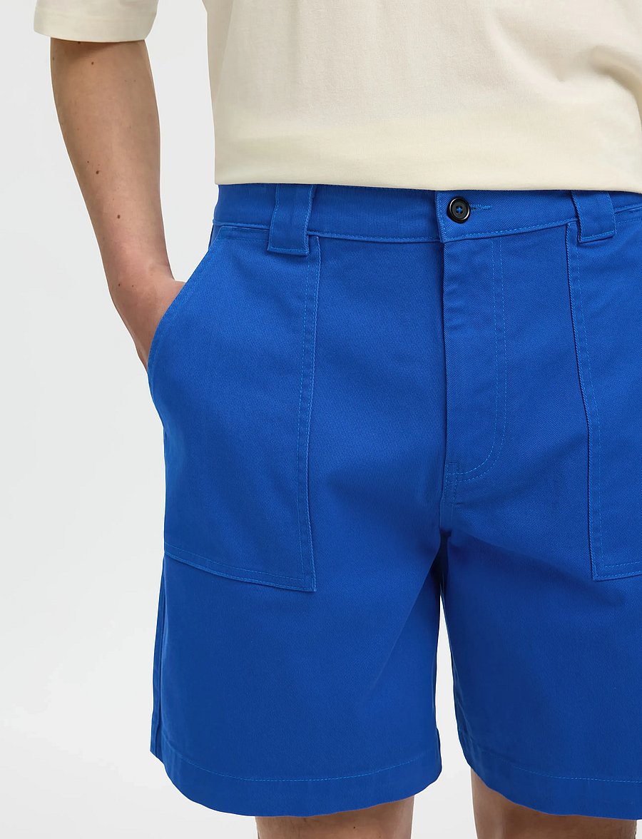 Selected - SLHLOOSE-HOTEL AMOUR SHORTS - casual shorts - mazarine blue - 4