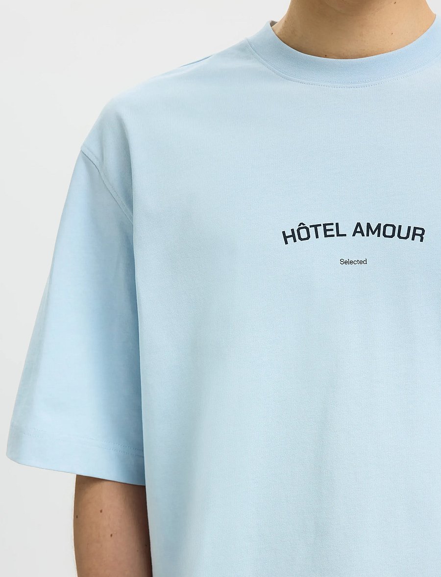 Selected - SLHBOXYLIAM SS O-NECK TEE HOTEL AMOUR - kurzärmelige t-shirts - skyway - 4