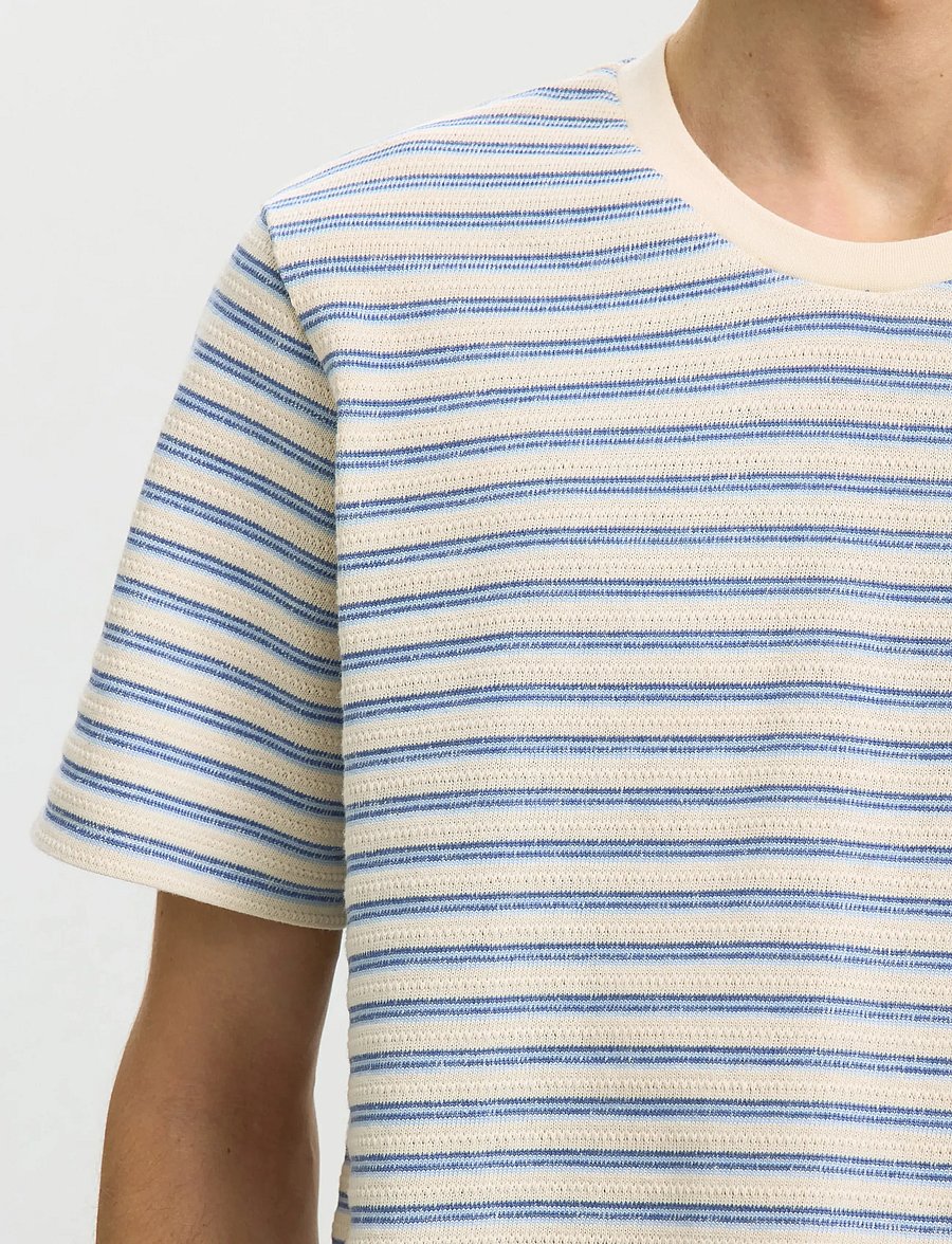 Selected - SLHKEVIN STRIPE SS O-NECK TEE - short-sleeved t-shirts - egret - 4