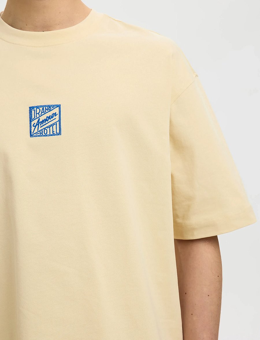 Selected - SLHRELAXBROCK SS TEE HOTEL AMOUR - kortärmade t-shirts - angora - 4