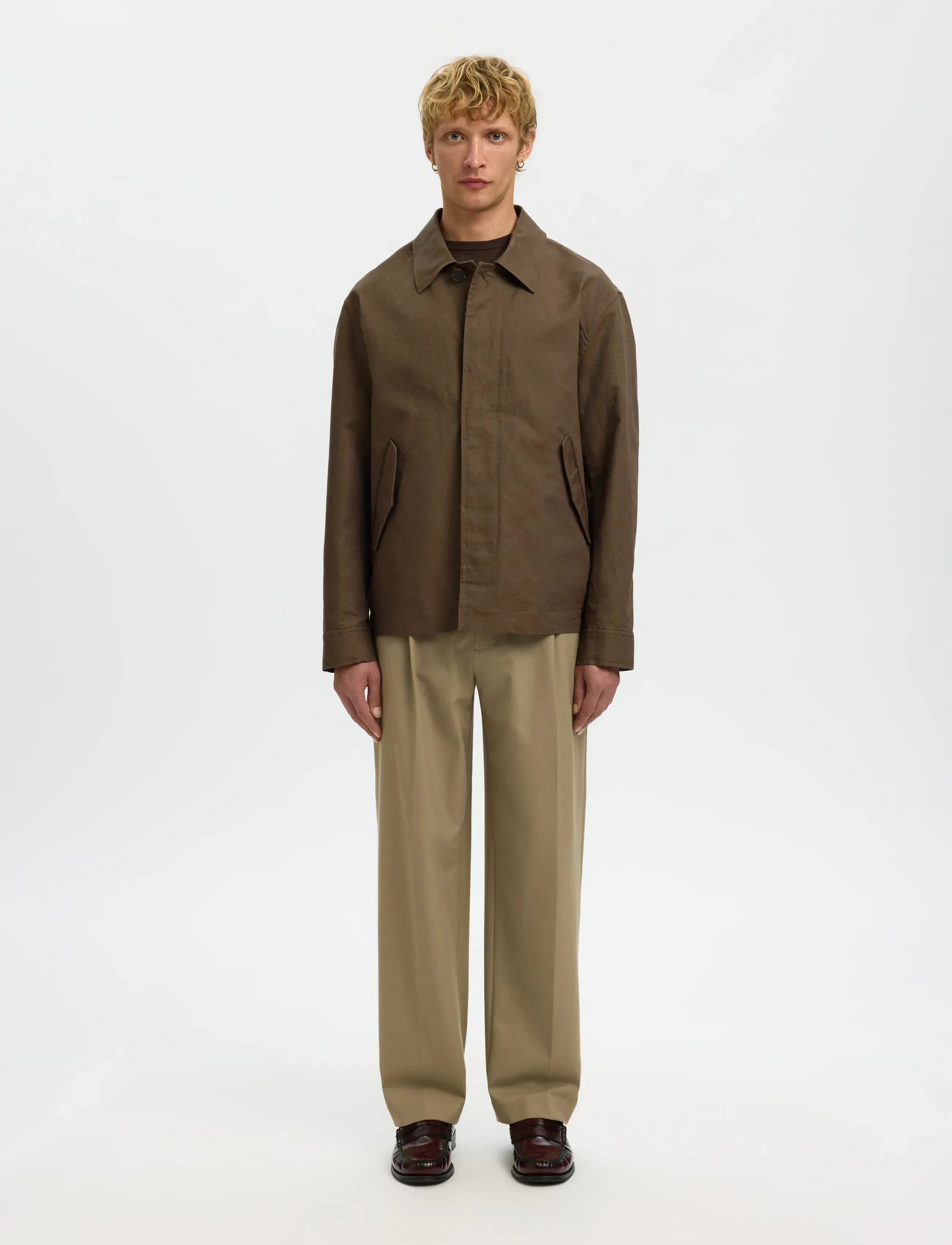 Slhlewis Jkt 3