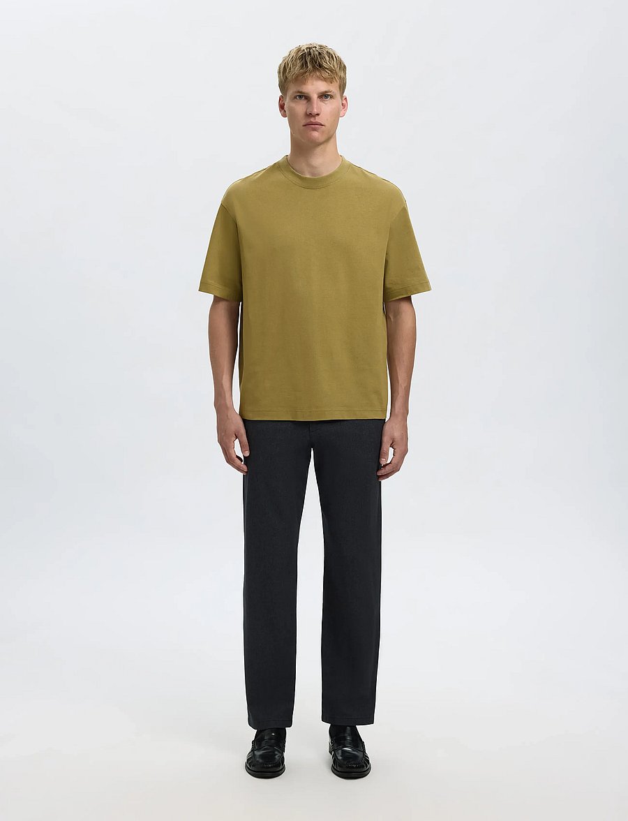 Selected - SLHRELAXNORMAN SS O-NECK TEE - kurzärmelige t-shirts - dried herb - 4