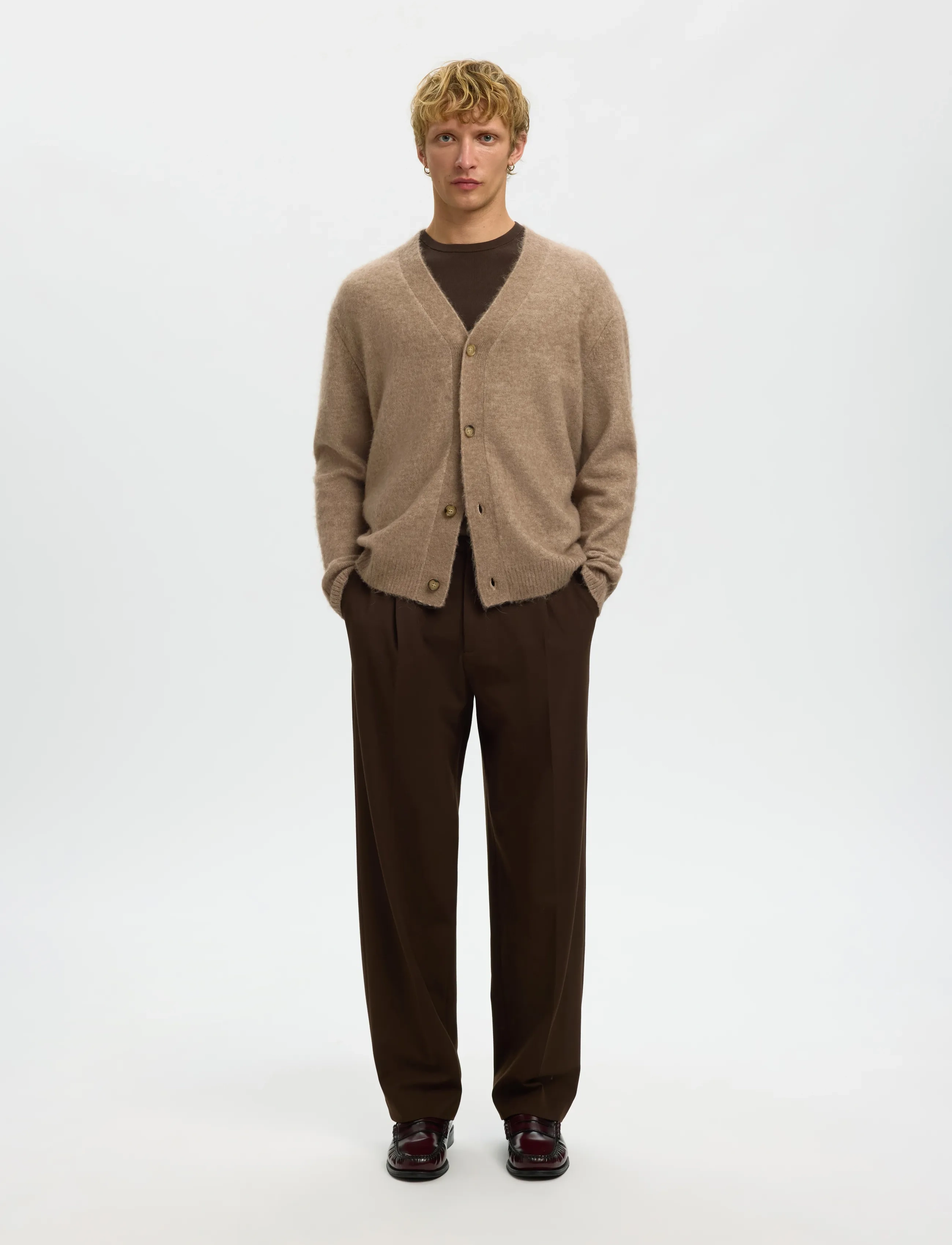 Selected - SLHRAI BRUSHED LS KNIT RELAXED CARDIGAN - cardigans - walnut - 4
