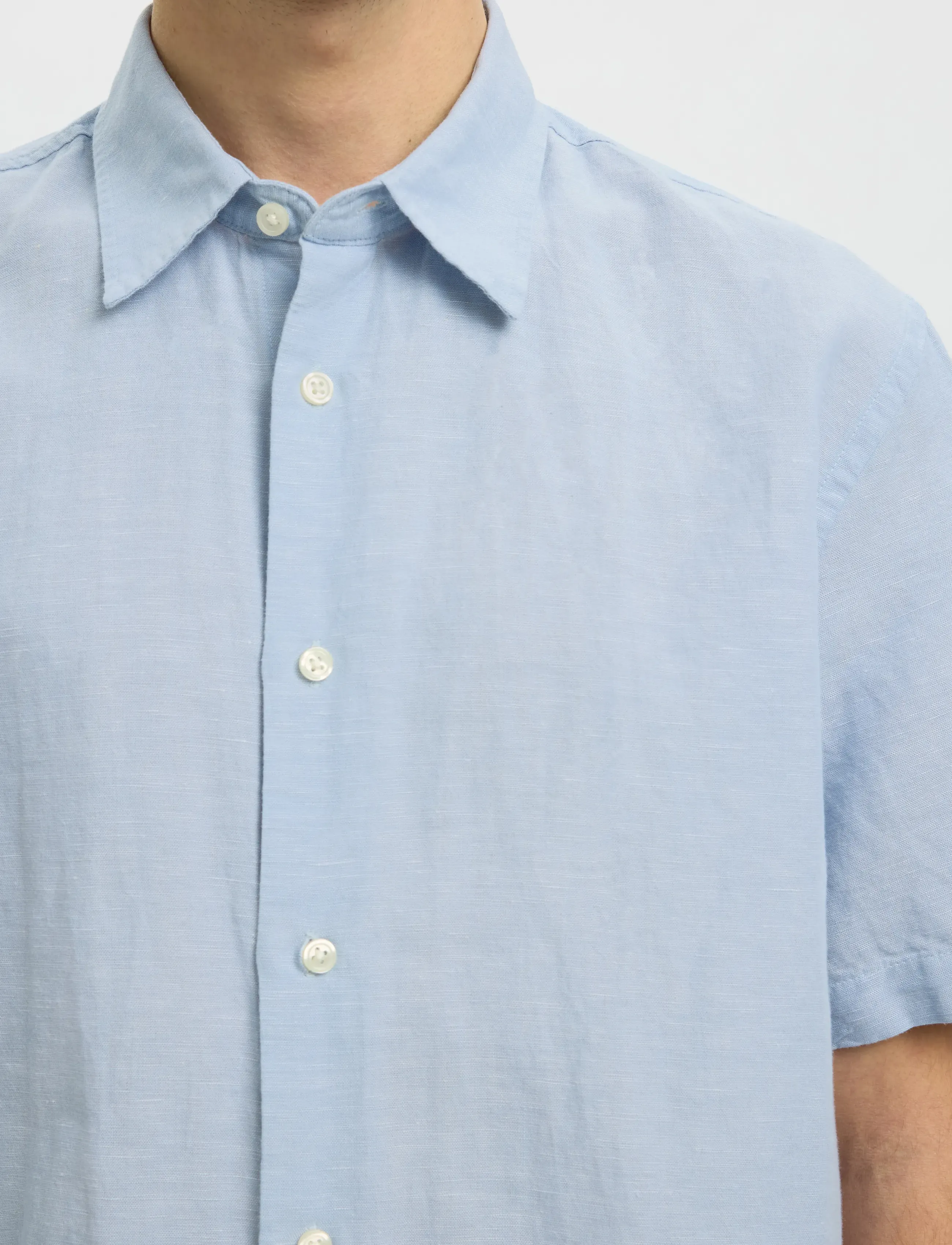 Selected - SLMREGCLAUS CLAY LINENBLEND SS SHT NOOS - kurzarmhemden - dusty blue - 4