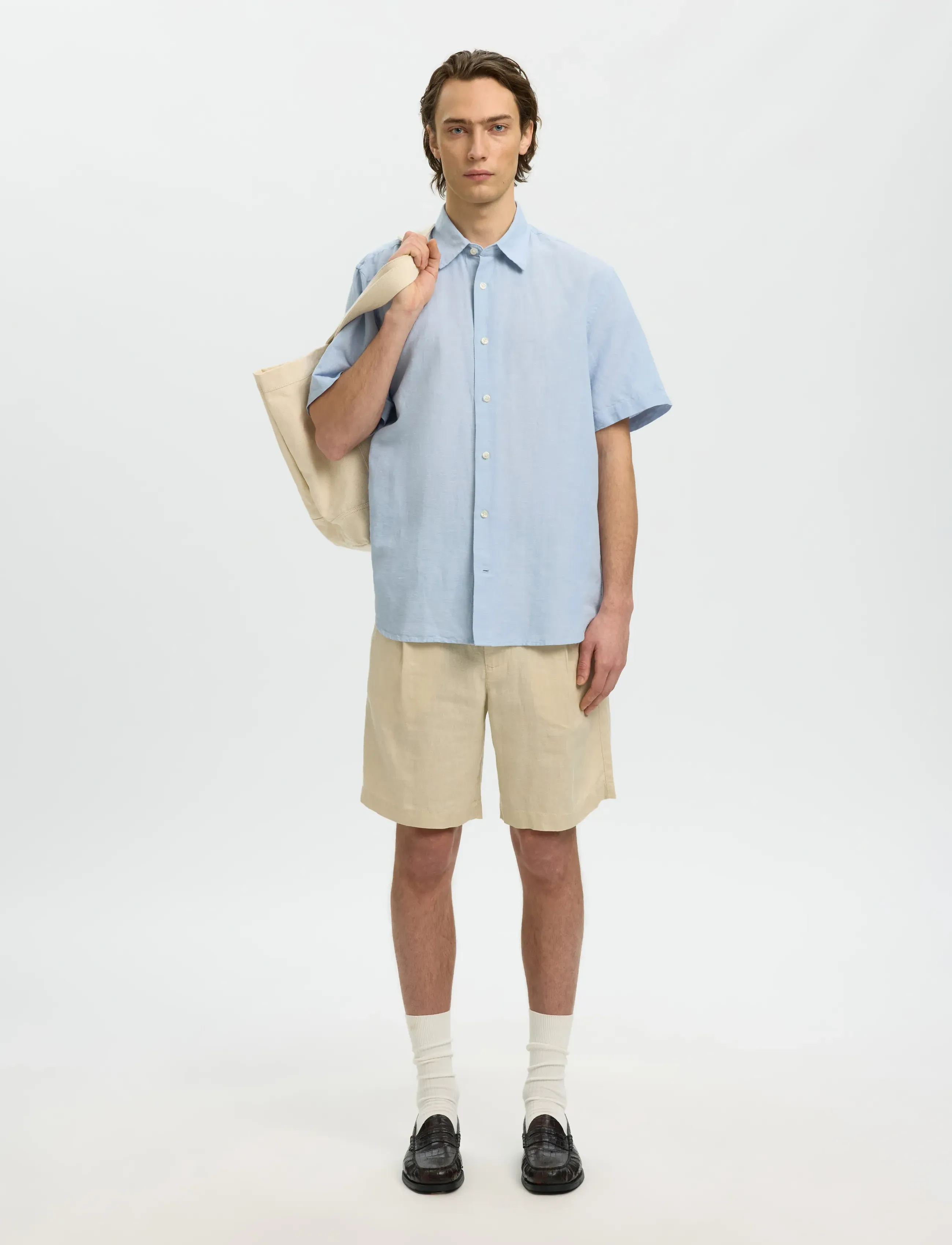 Selected - SLMREGCLAUS CLAY LINENBLEND SS SHT NOOS - kurzarmhemden - dusty blue - 5