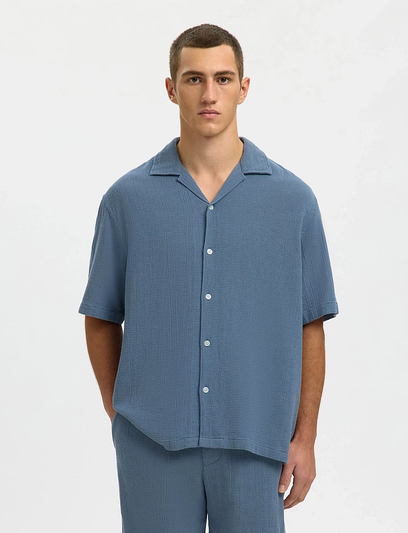 Selected - SLHRLXCAL SS SHIRT RESORT - kortærmede skjorter - blue mirage - 0