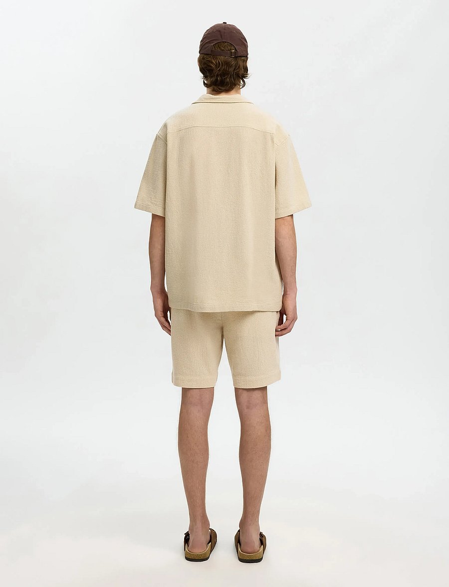 Selected - SLHRLXCAL SS SHIRT RESORT - kortærmede skjorter - oatmeal - 2