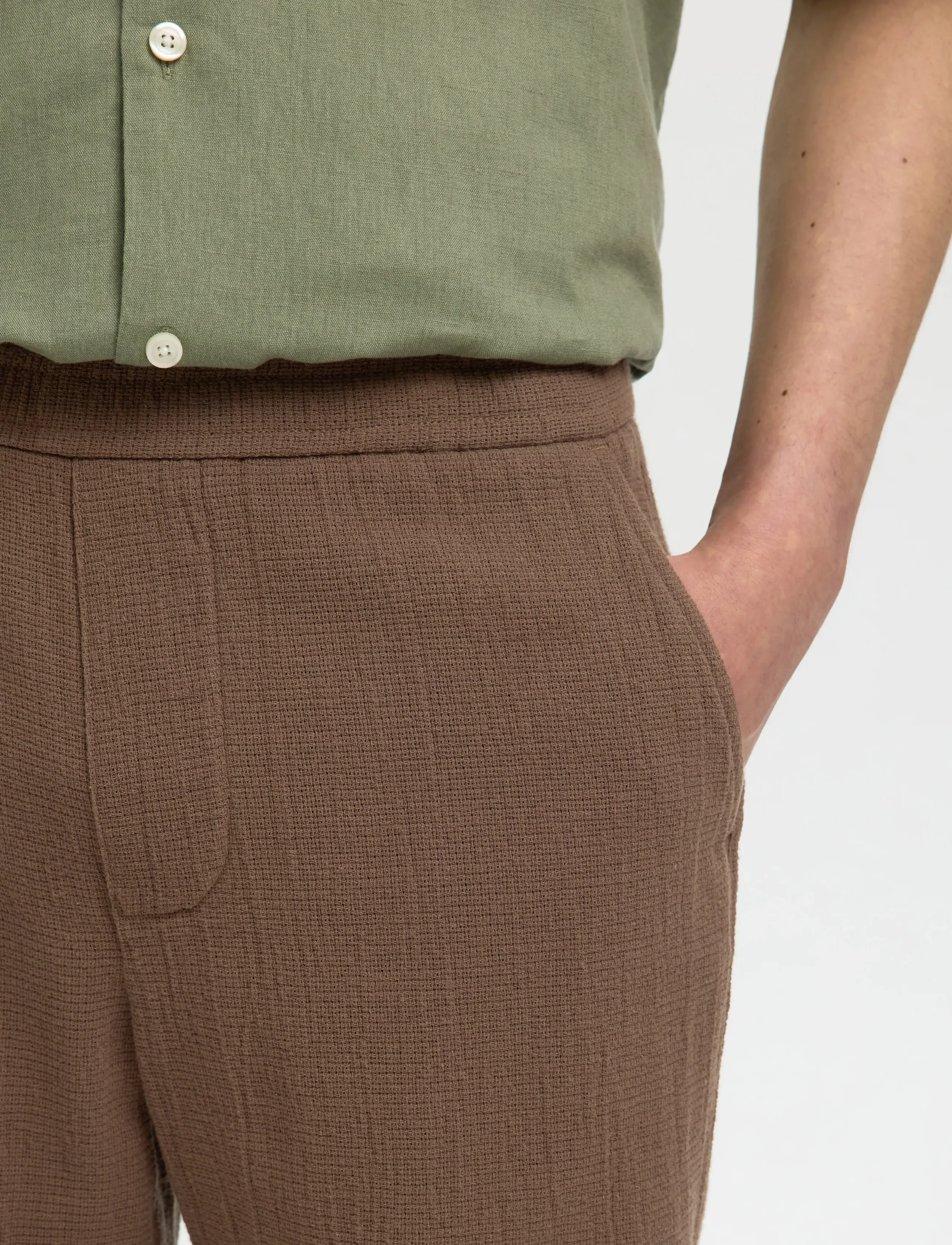 Selected - SLHREGCAL SHORTS - lühikesed vabaajapüksid - chocolate chip - 4