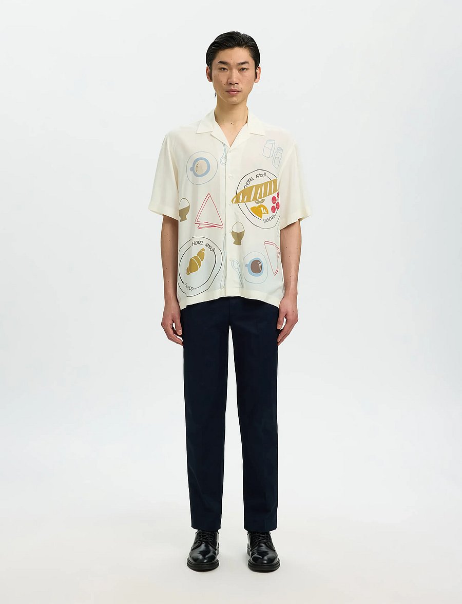 Selected - SLHRLXHOTEL AMOUR PRINT SS SHIRT - chemises à motifs - egret - 3