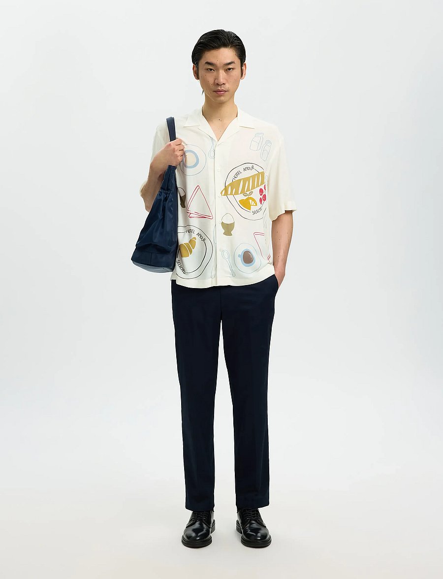 Selected - SLHRLXHOTEL AMOUR PRINT SS SHIRT - chemises à motifs - egret - 5