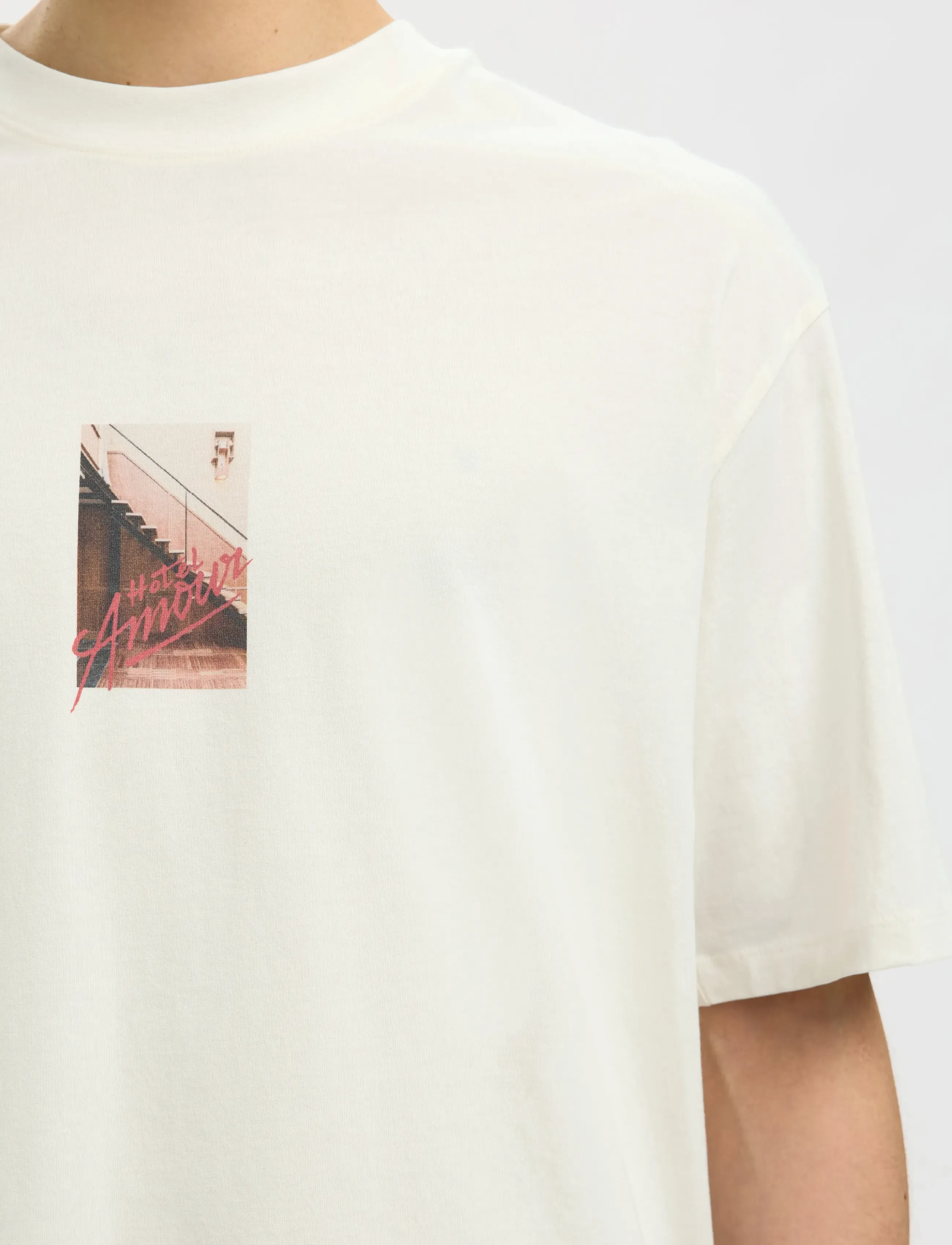 Selected - SLHRELAXASPEN SS O-NECK TEE HOTEL AMOUR - t-shirts à manches courtes - egret - 4
