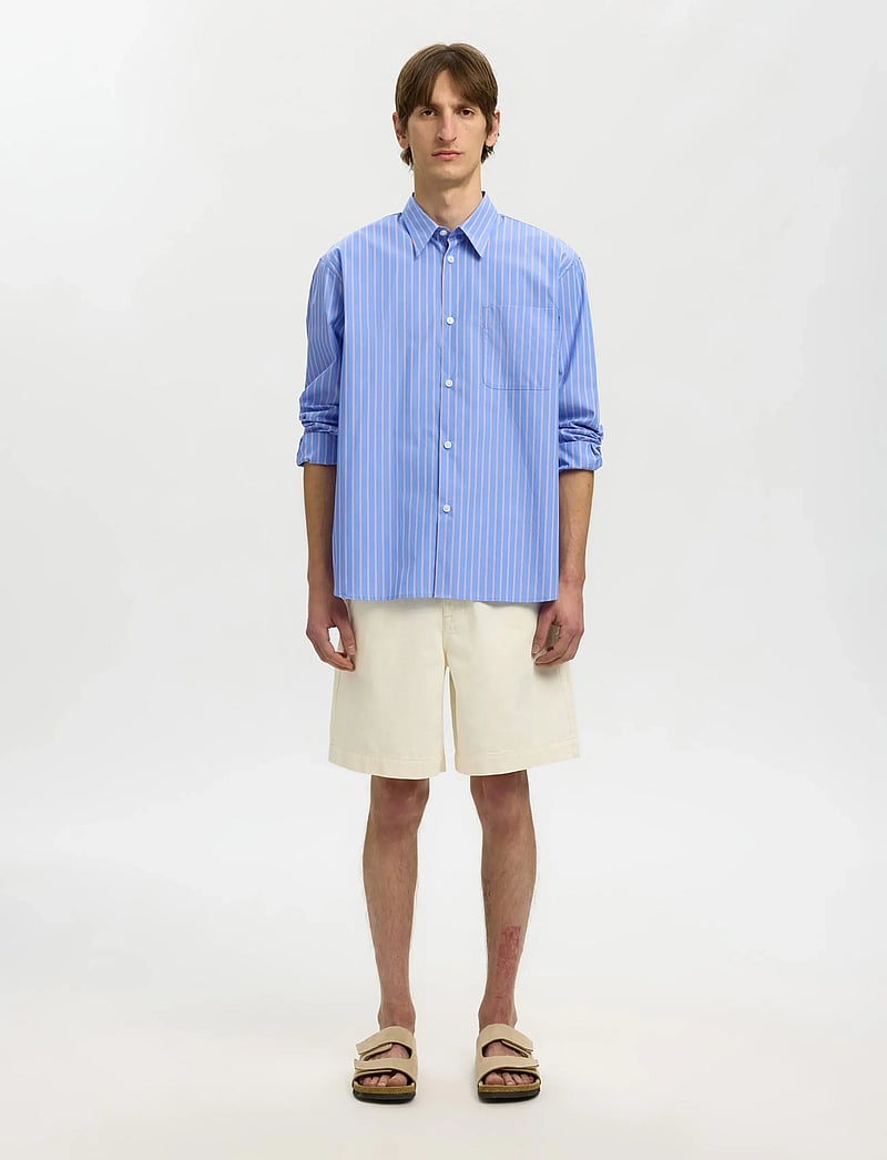 Selected - SLHRLXHOLGER STRIPE LS SHIRT - stribede skjorter - light blue - 4