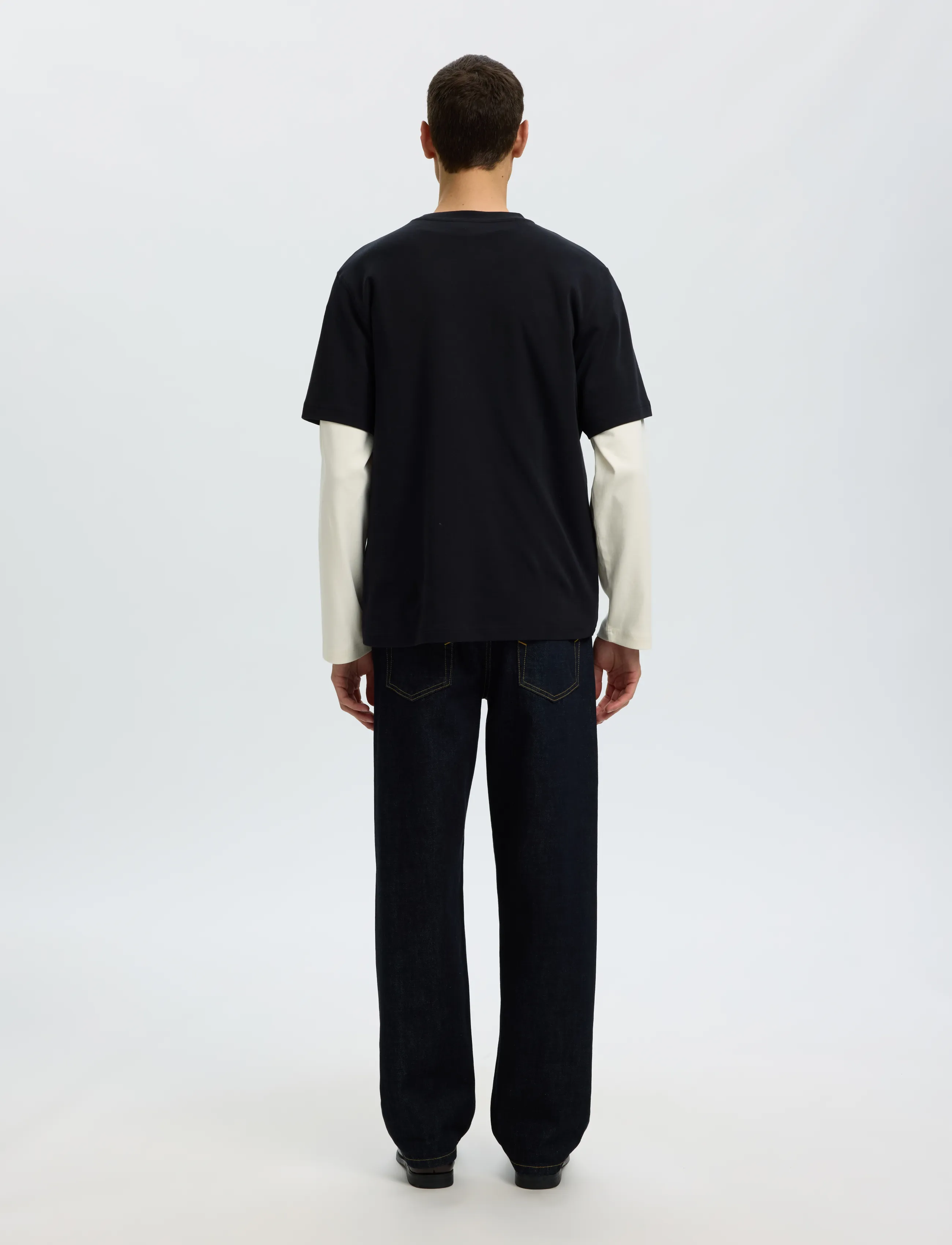 Selected - SLMTAJ MID WGT PEACH SS O-NECK TEE NOOS - black - 2