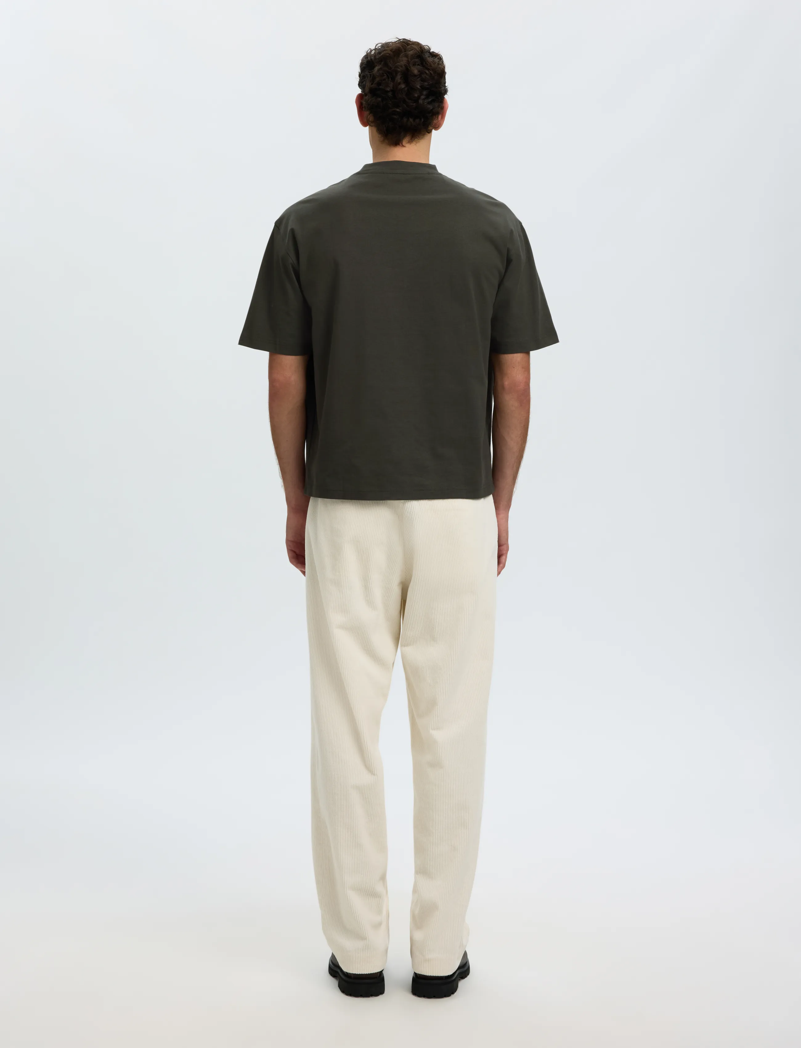 Selected - SLMRELAXEMERY GRAPHIC SS O-NECK TEE - kurzärmelige t-shirts - peat - 2