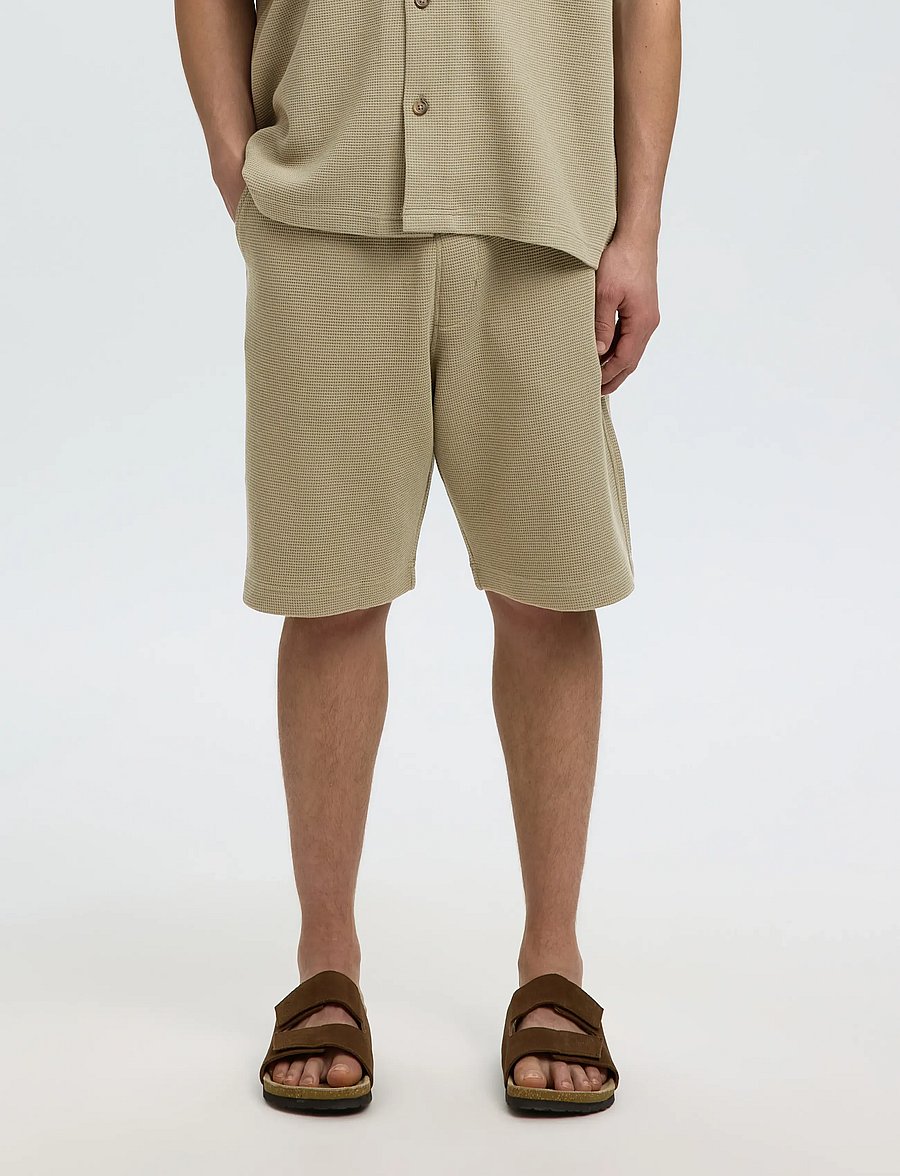 Selected - SLMRELAXSONNY WAFFLE SHORTS - sweatshorts - vetiver - 0