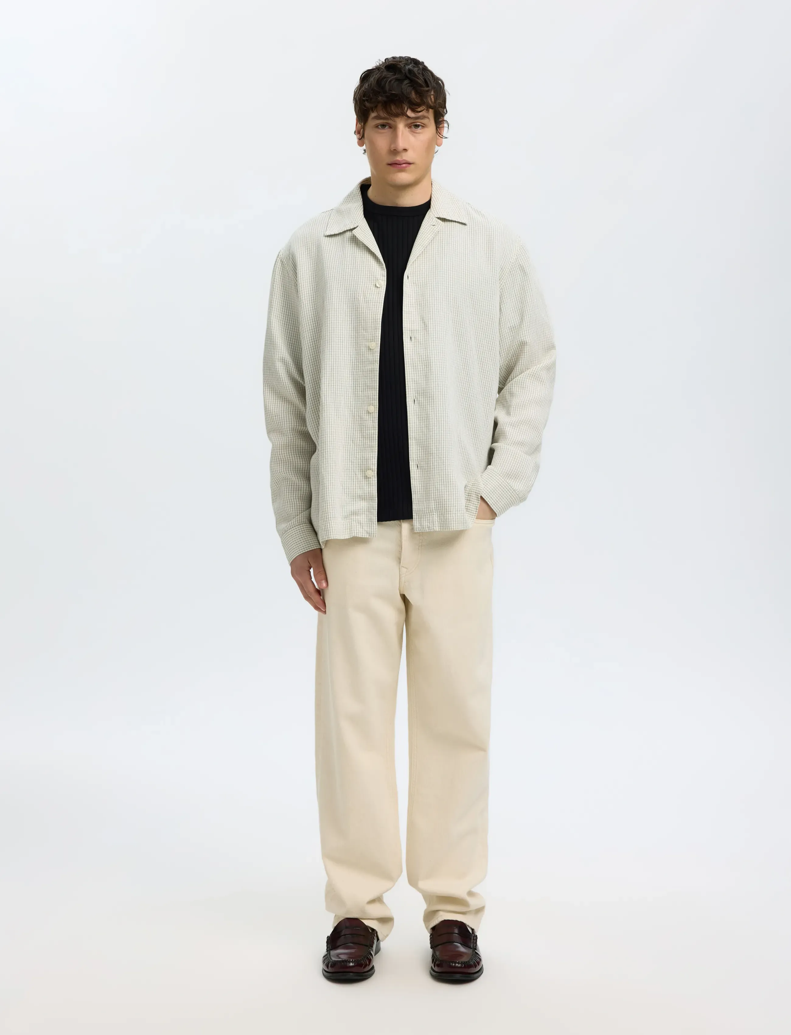 Selected - SLMRELAXSIMON RIBBED SS TEE - short-sleeved t-shirts - black - 5