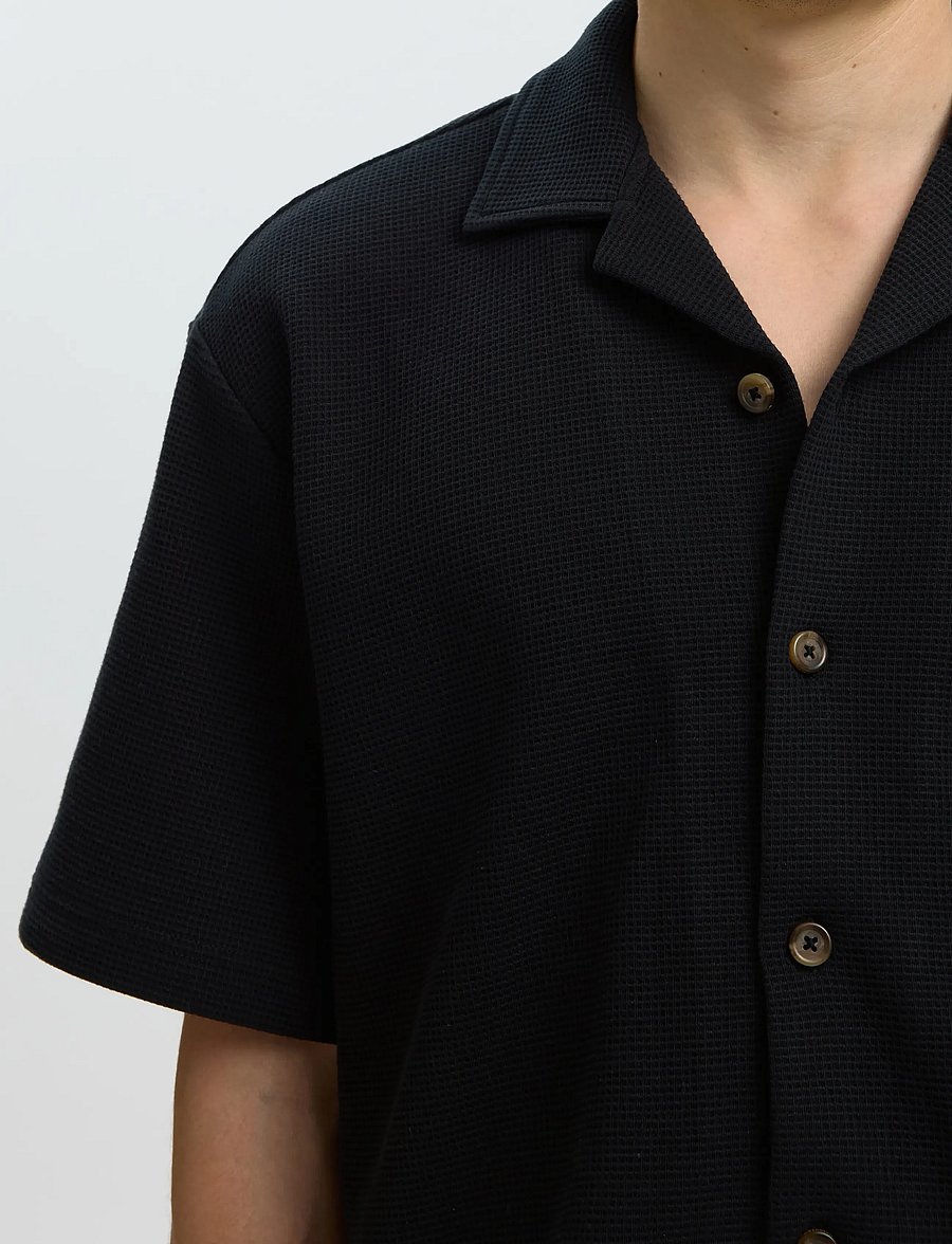 Selected - SLMRELAXSONNY WAFFLE SS OVERSHIRT - Überhemden - black - 4