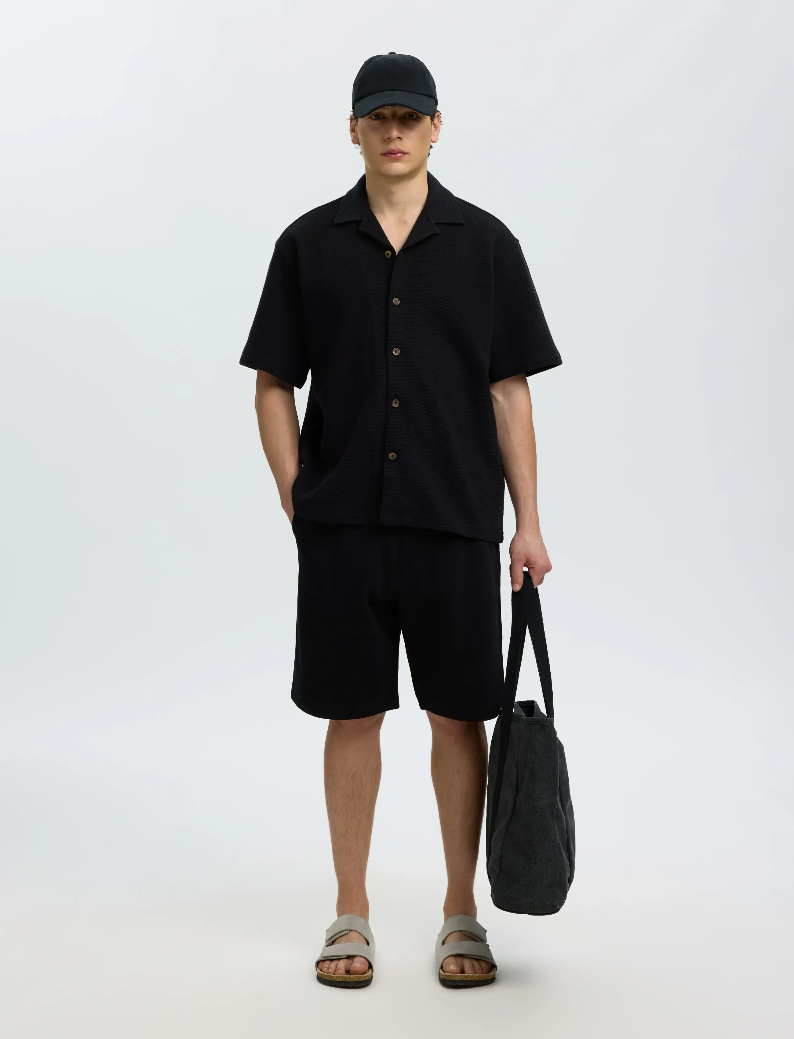 Selected - SLMRELAXSONNY WAFFLE SS OVERSHIRT - kortærmede skjorter - black - 5