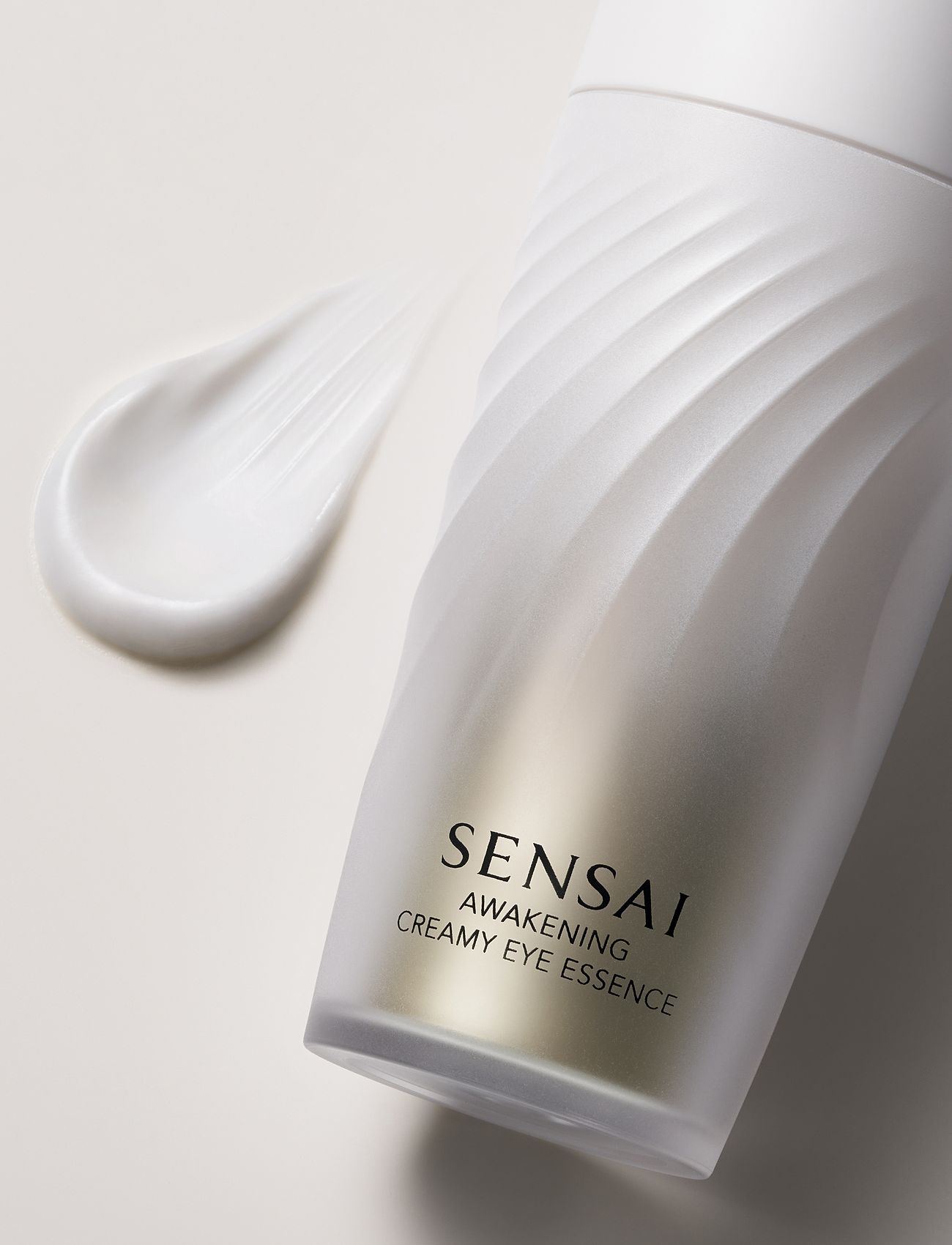 SENSAI - Awakening Creamy Eye Essence - eye cream - clear - 1