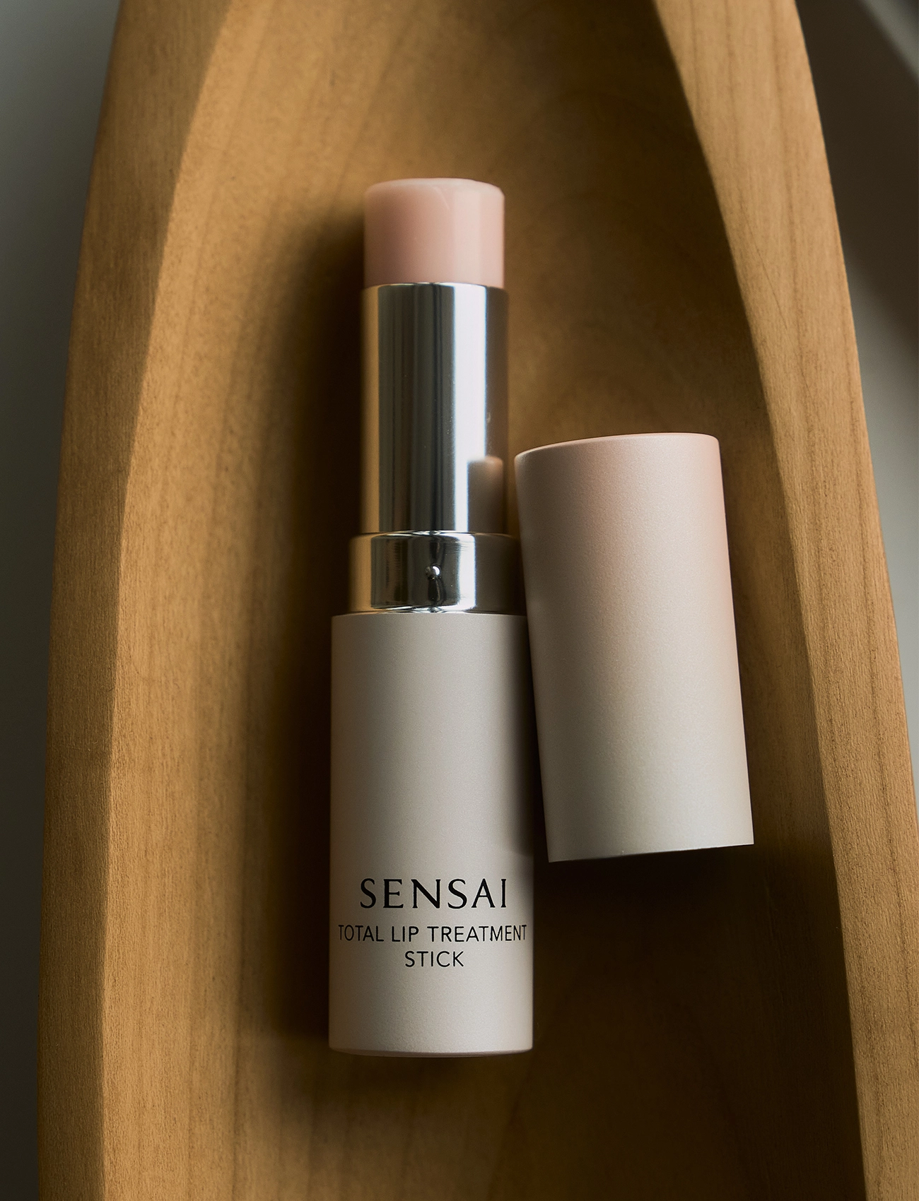 SENSAI - Total Lip Treatment Stick - läppbalsam - clear - 2