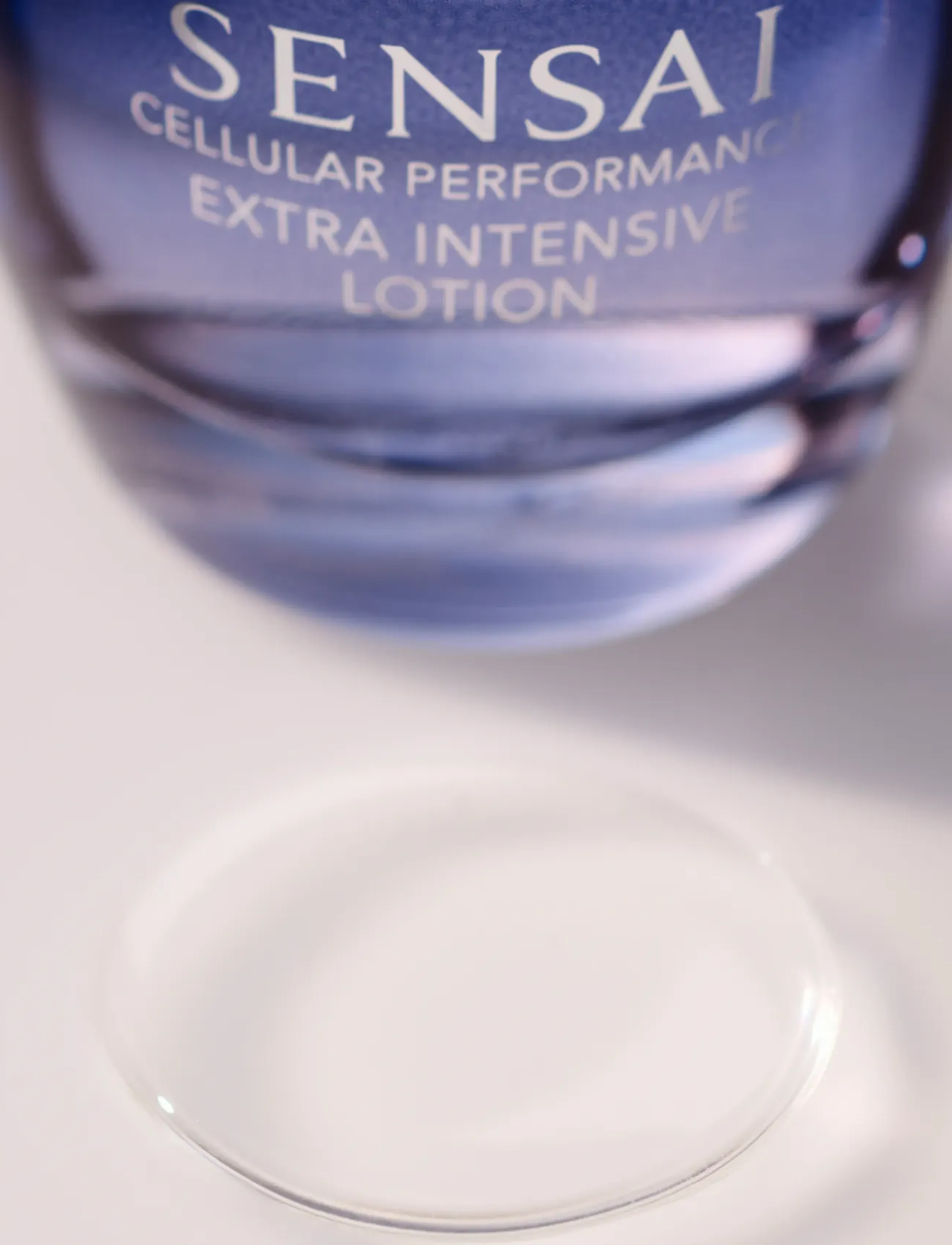 SENSAI - Cellular Performance Extra Intensive Lotion - essence - no color - 2