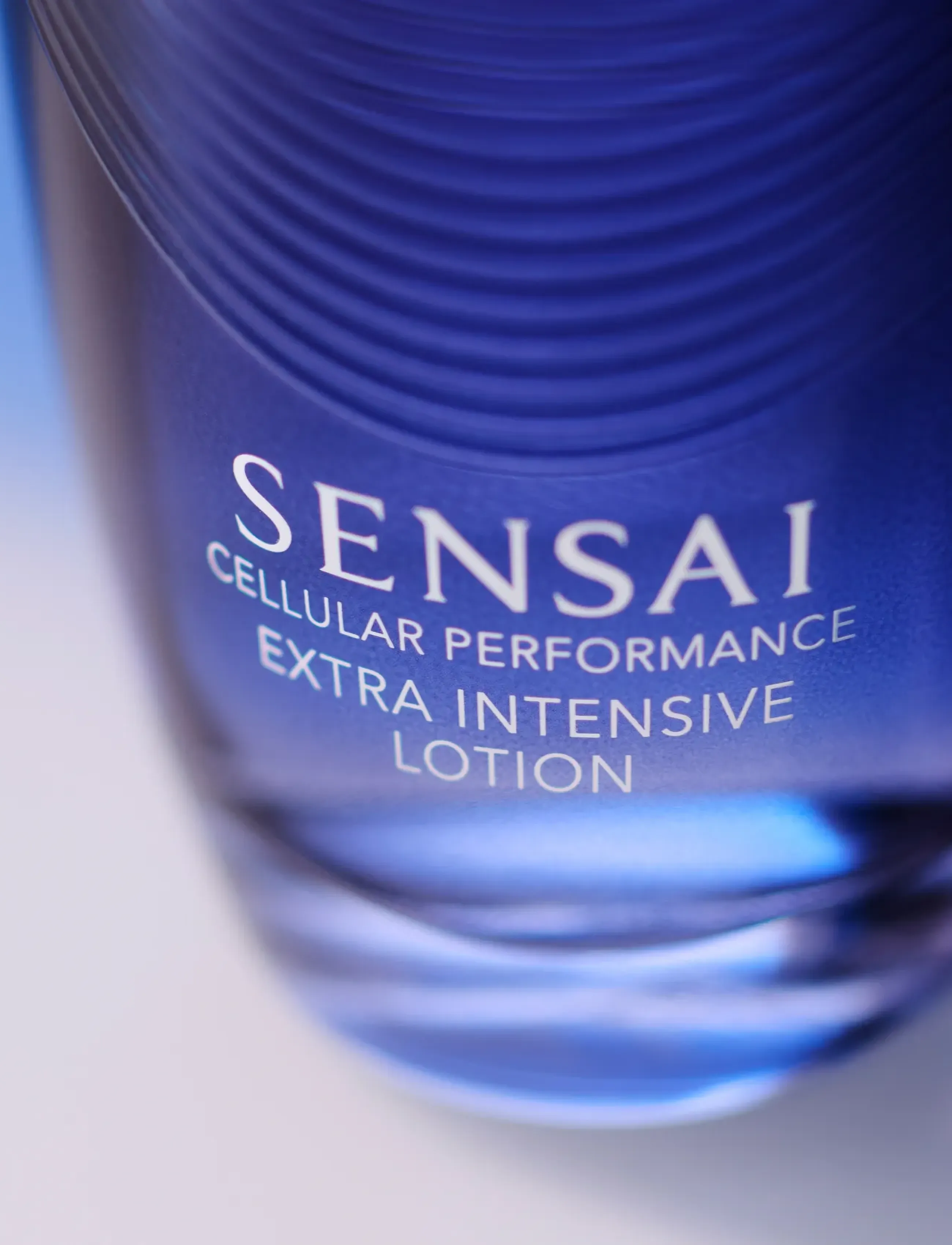 SENSAI - Cellular Performance Extra Intensive Lotion - essence - no color - 3