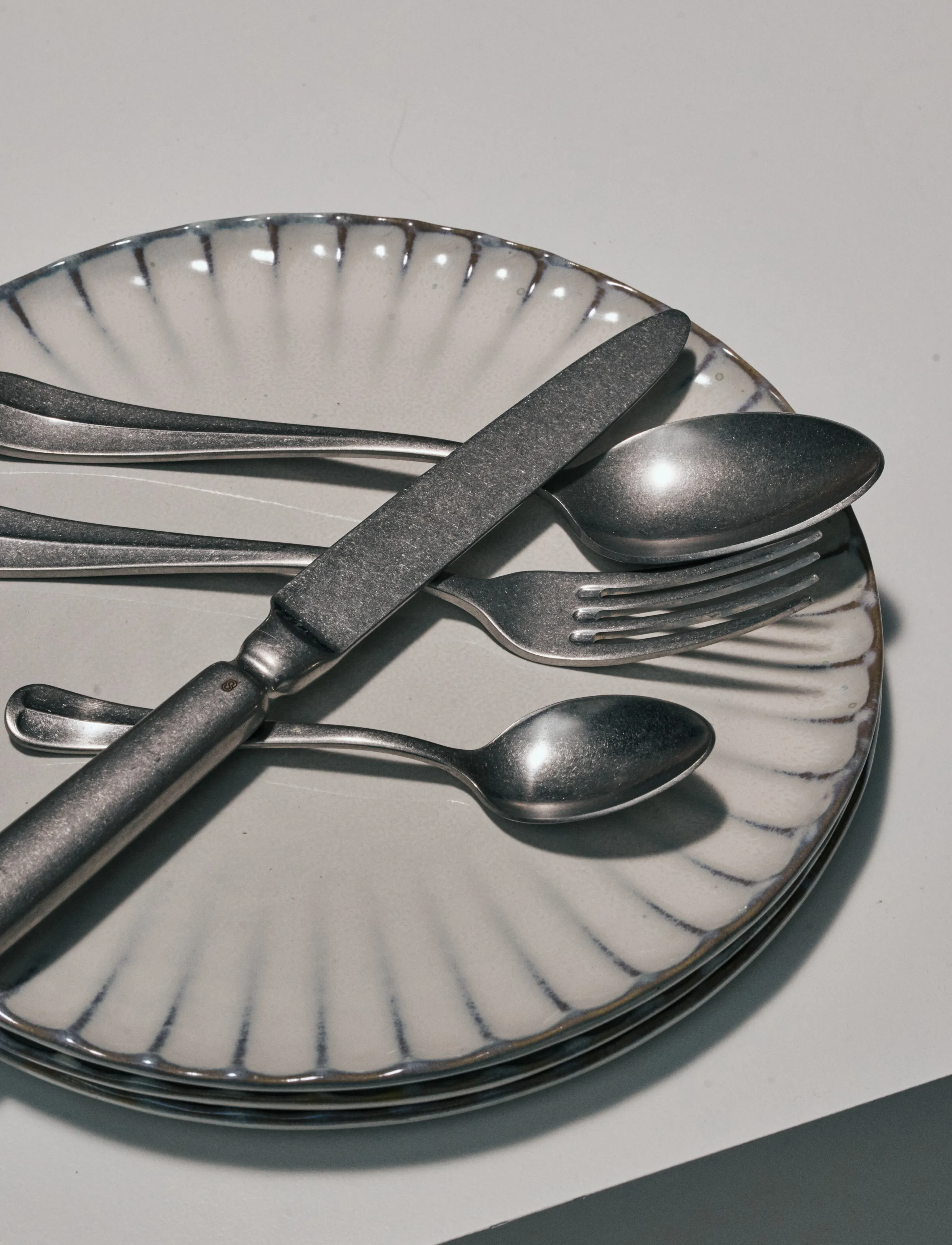 Serax Giftbox Cutlery Set 24 Pc Surface, One Size, Cutlery, Grau - Set, Homeware