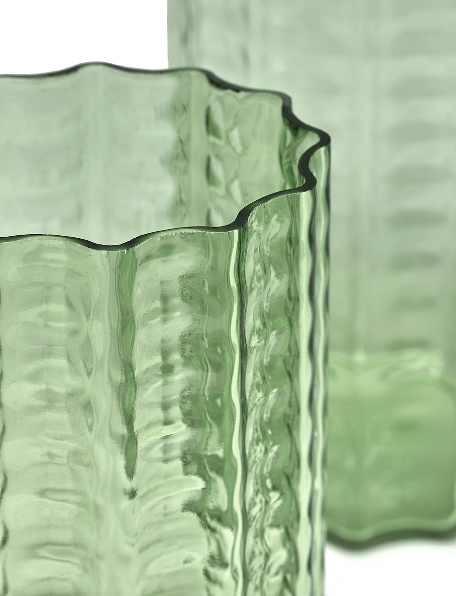 Serax - VASE N°2 GREEN TRANSPARENT WAVES - vaasid - green - 0