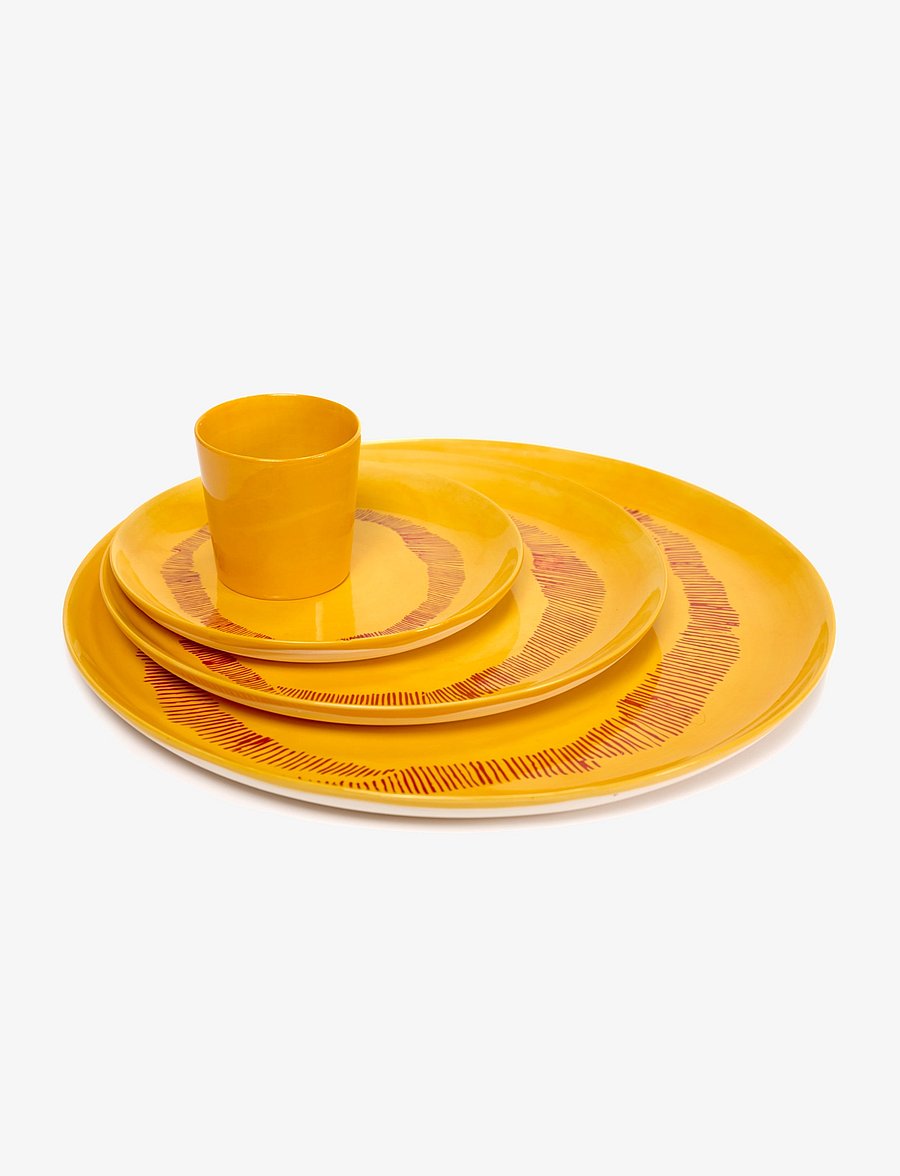 Serax - SERVING PLATE YELLOW STRIPES RED FEAST - vaagnad ja roogade serveerimisalused - yellow - 3