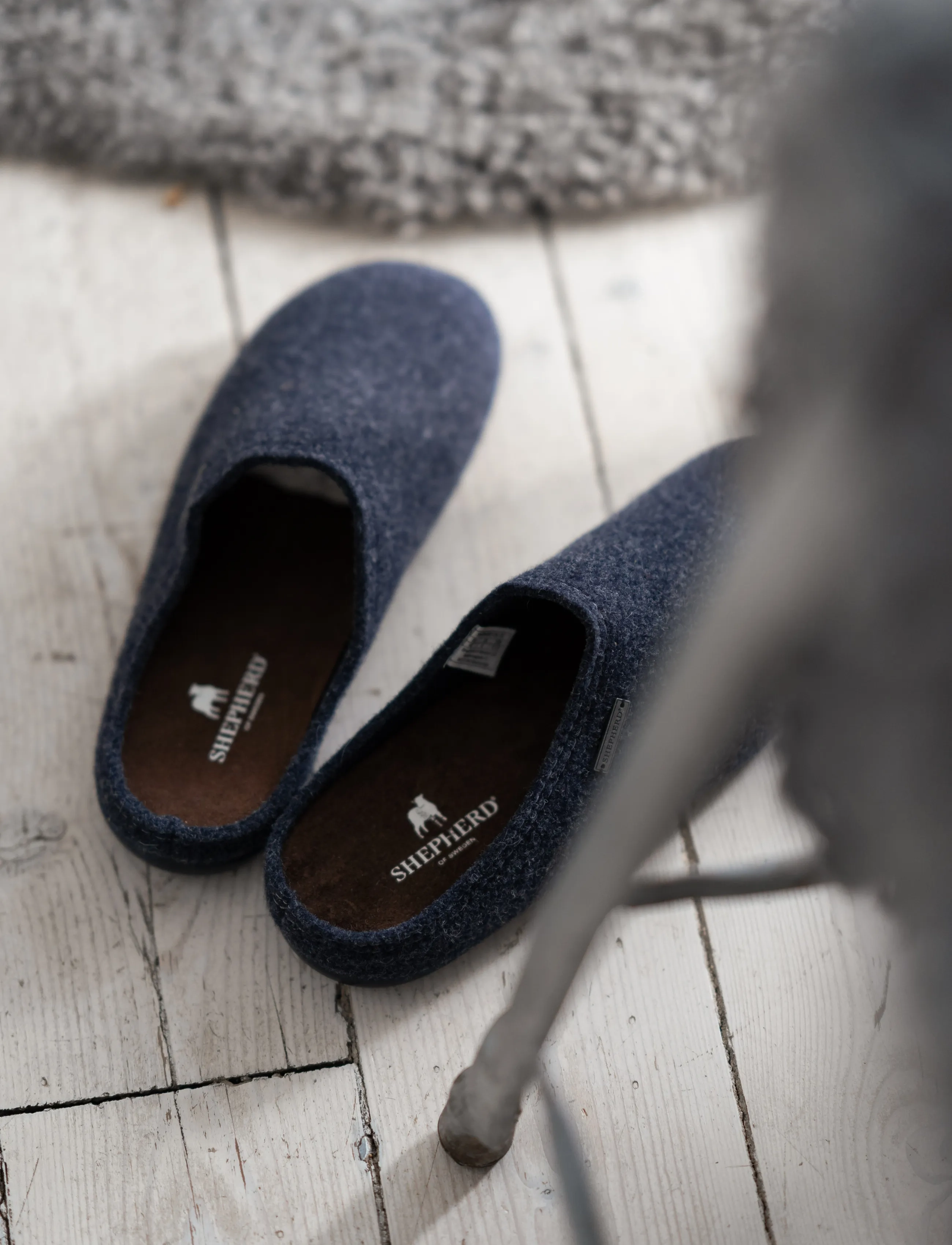 Shepherd Jon Tofflor, 42, Designer, Blau - Slippers, Männerswear