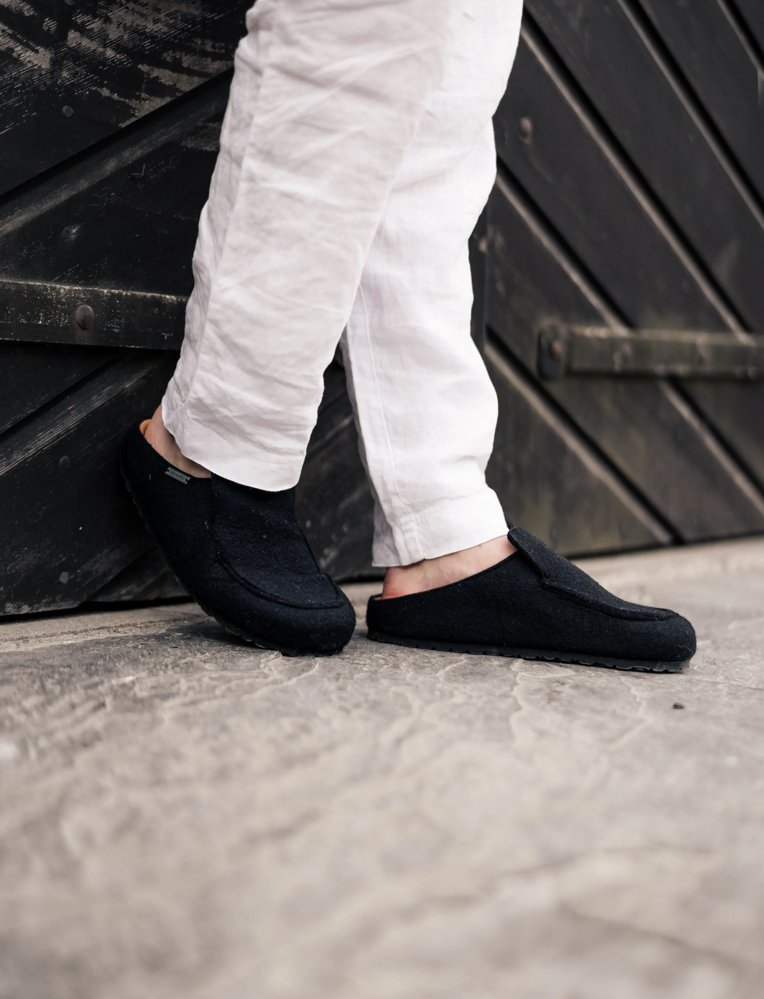 Shepherd Pedro tofflor - Säsongens färger - BLACK / black