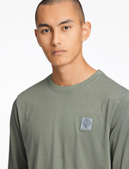 Shine Original - G/D brand carrier tee L/S - basic t-shirts - dk army - 5