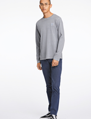 Shine Original - G/D brand carrier tee L/S - lowest prices - dk grey - 4