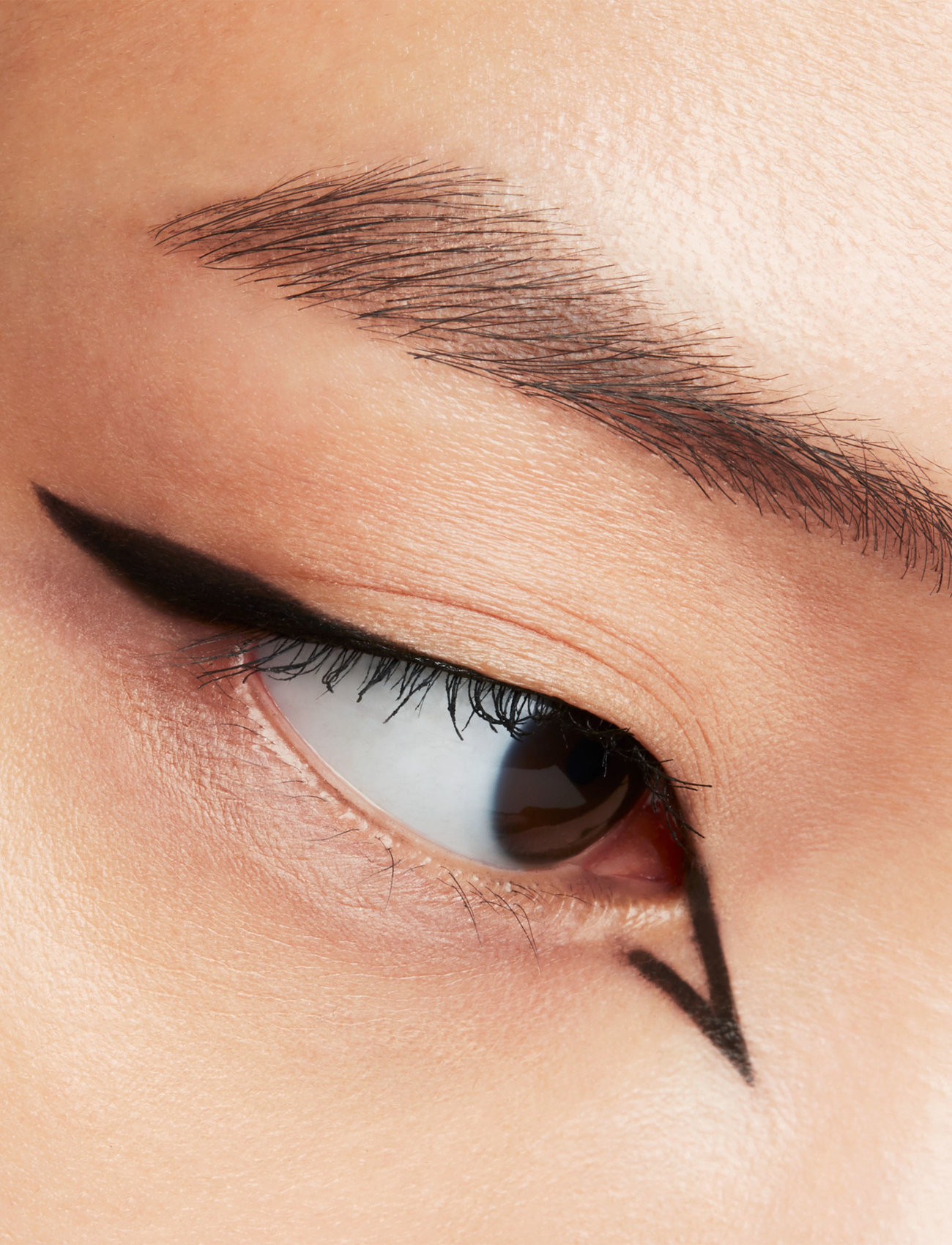 Shiseido - Microliner Ink - smink - 01 black - 3