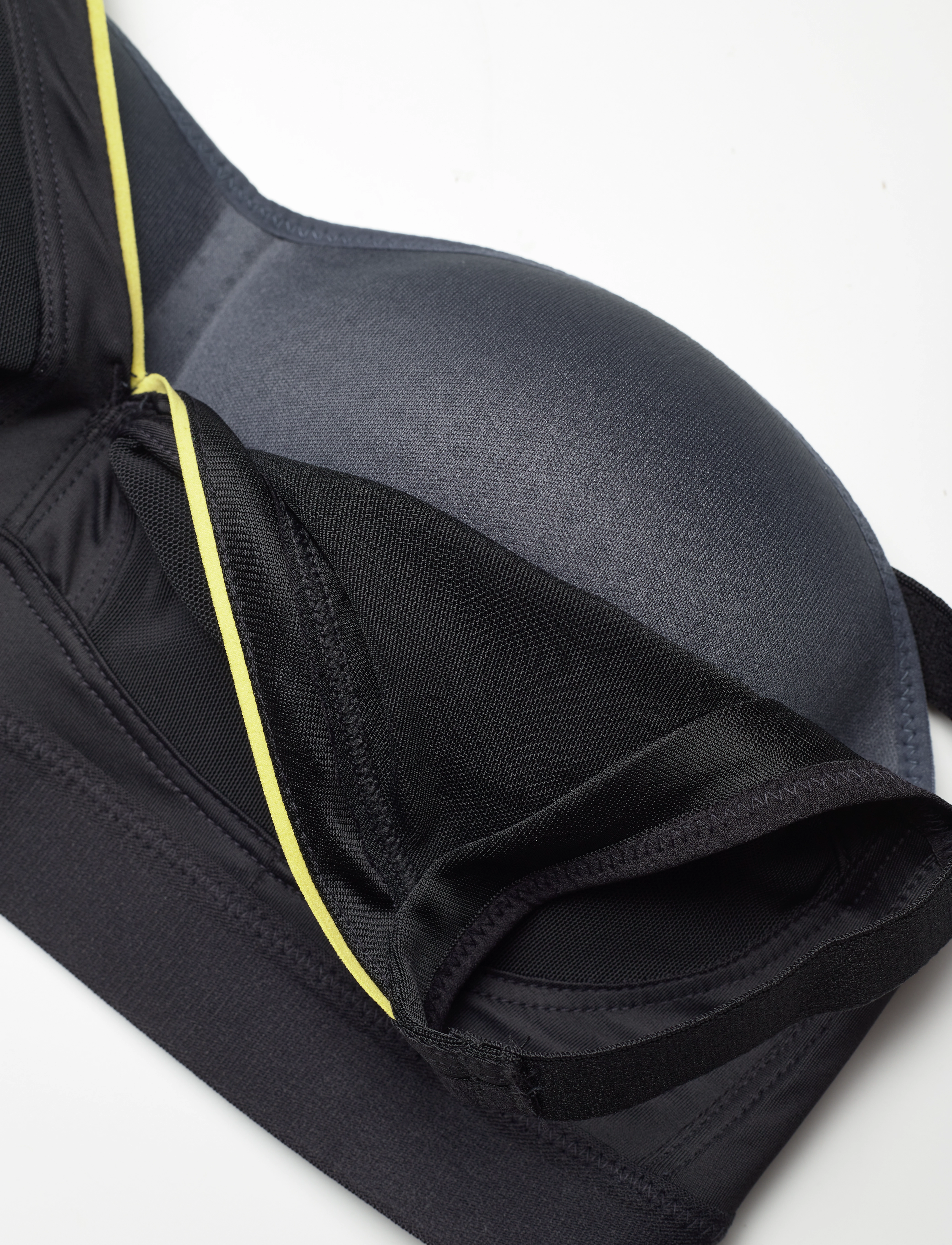 Shock Absorber - Active Shape Support Bra 015F - sport bras: high support - black - 2