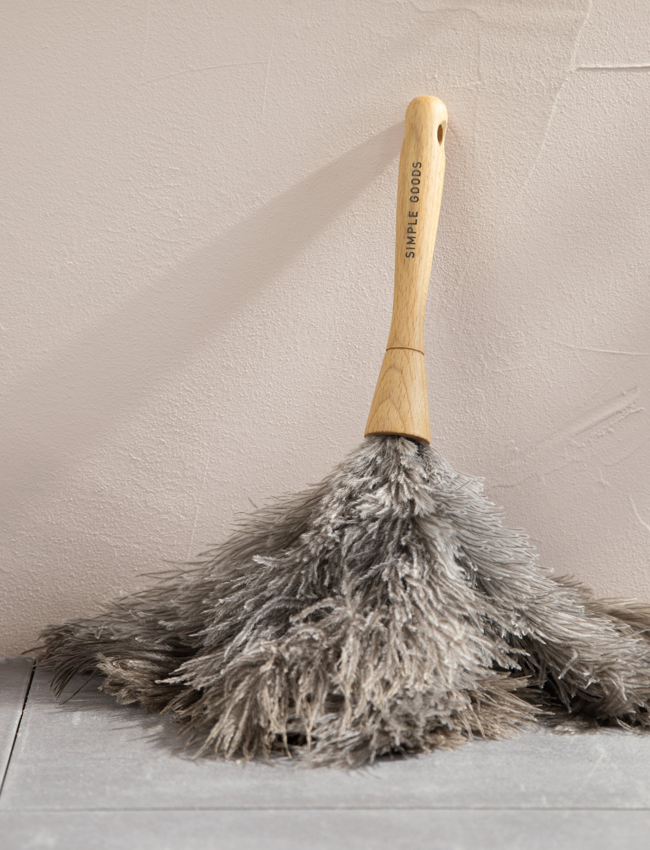 Simple Goods - Duster Ostrich Feathers - shop by price - grey / wood - 1