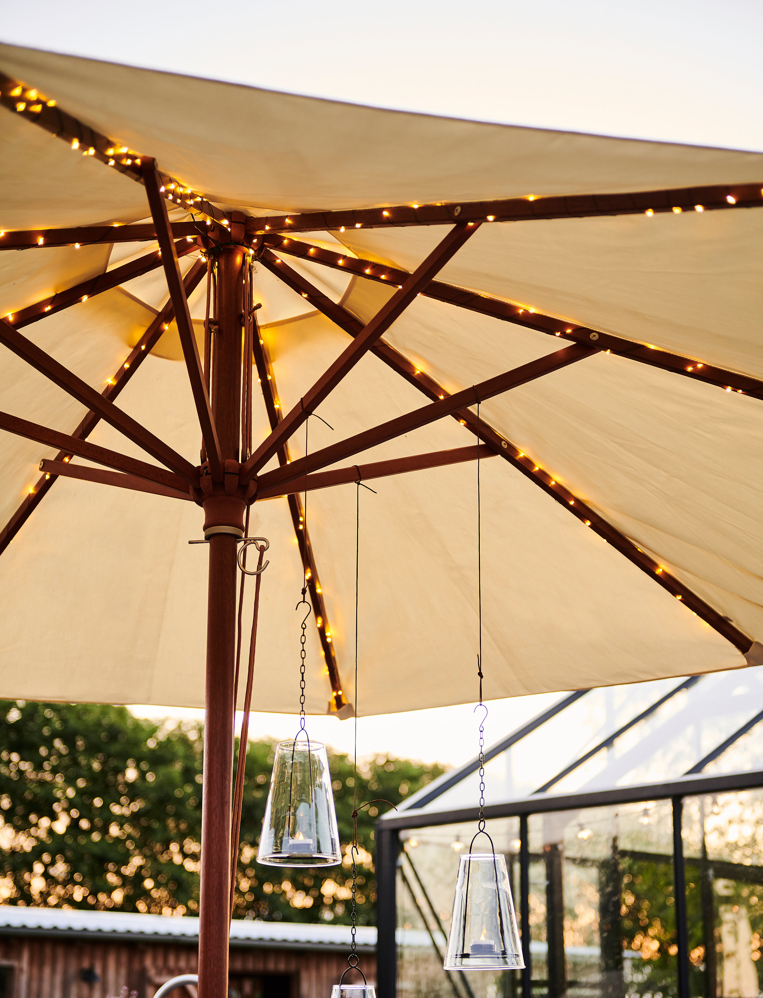 Sirius Home Knirke Solar Parasol, 8XL:1.5M, Outdoor Lighting, Silber - Garden Lights, Homeware