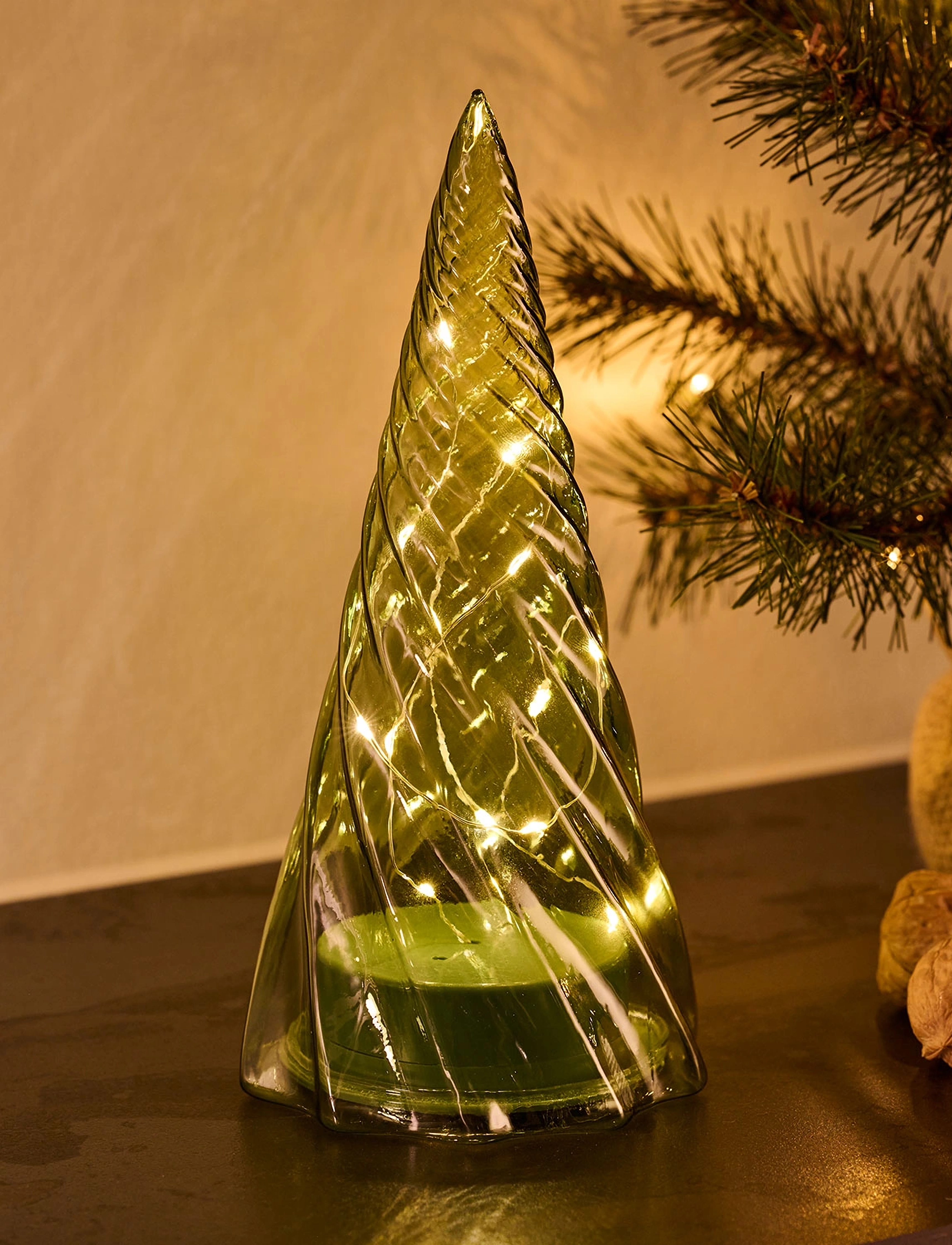 Sirius Home Vilma Tree, H:23.5 cm, Green, Lysestager & Lanterner > Fyrfadsstager, Unisex