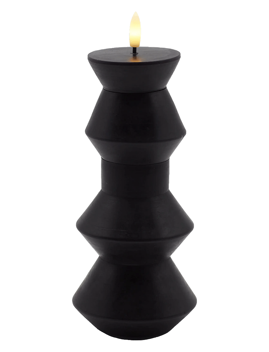 Sirius Home - Nordisk Skulptur, Sille Geometri Ø9x20,5 cm, Sort - led küünlad - black - 1