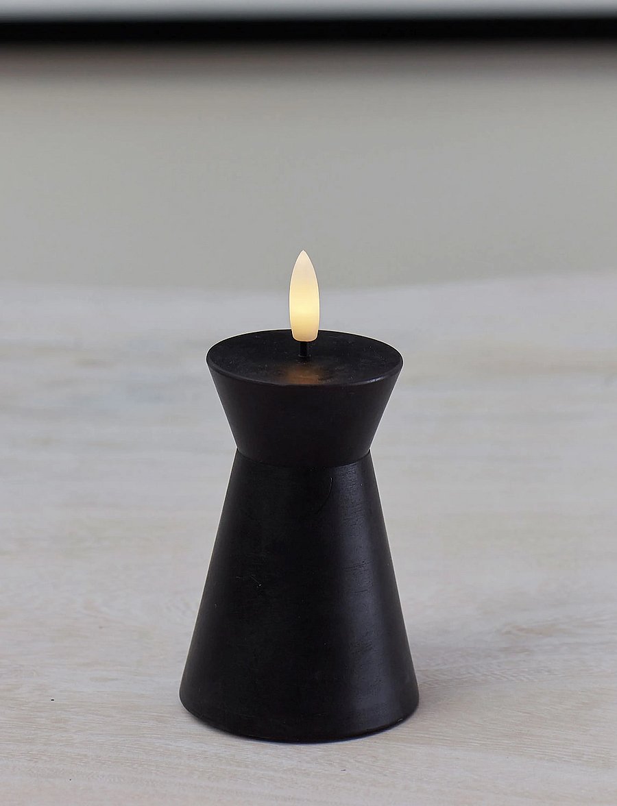 Sirius Home - Nordisk Skulptur, Sille Kegle Ø6,5x10 cm, Sort - led kerzen - black - 0