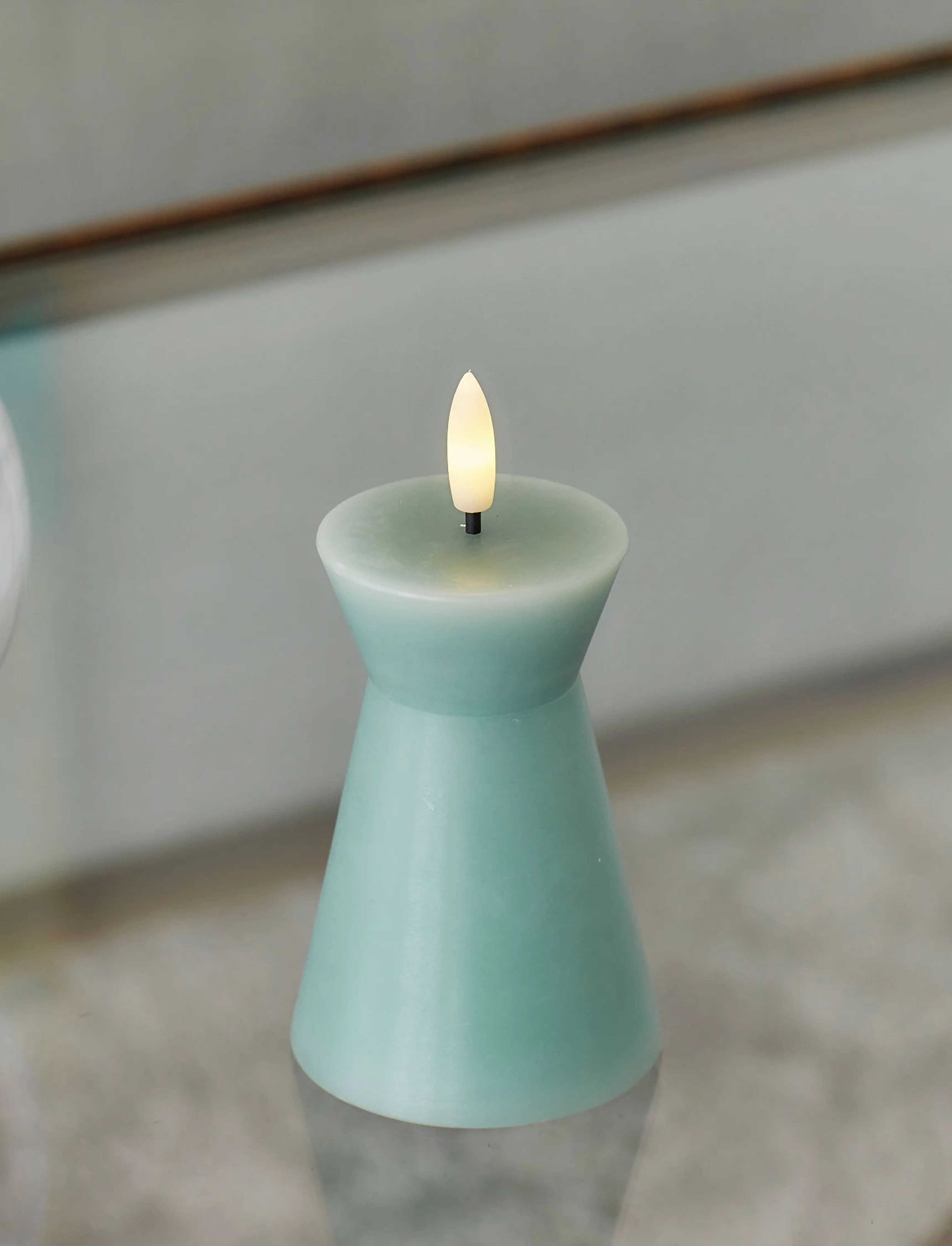 Sirius Home Nordisk Skulptur, Sille Kegle Ø6,5X10 Cm, Sandy Green, One Size, Candles, Grün - Led Homeware