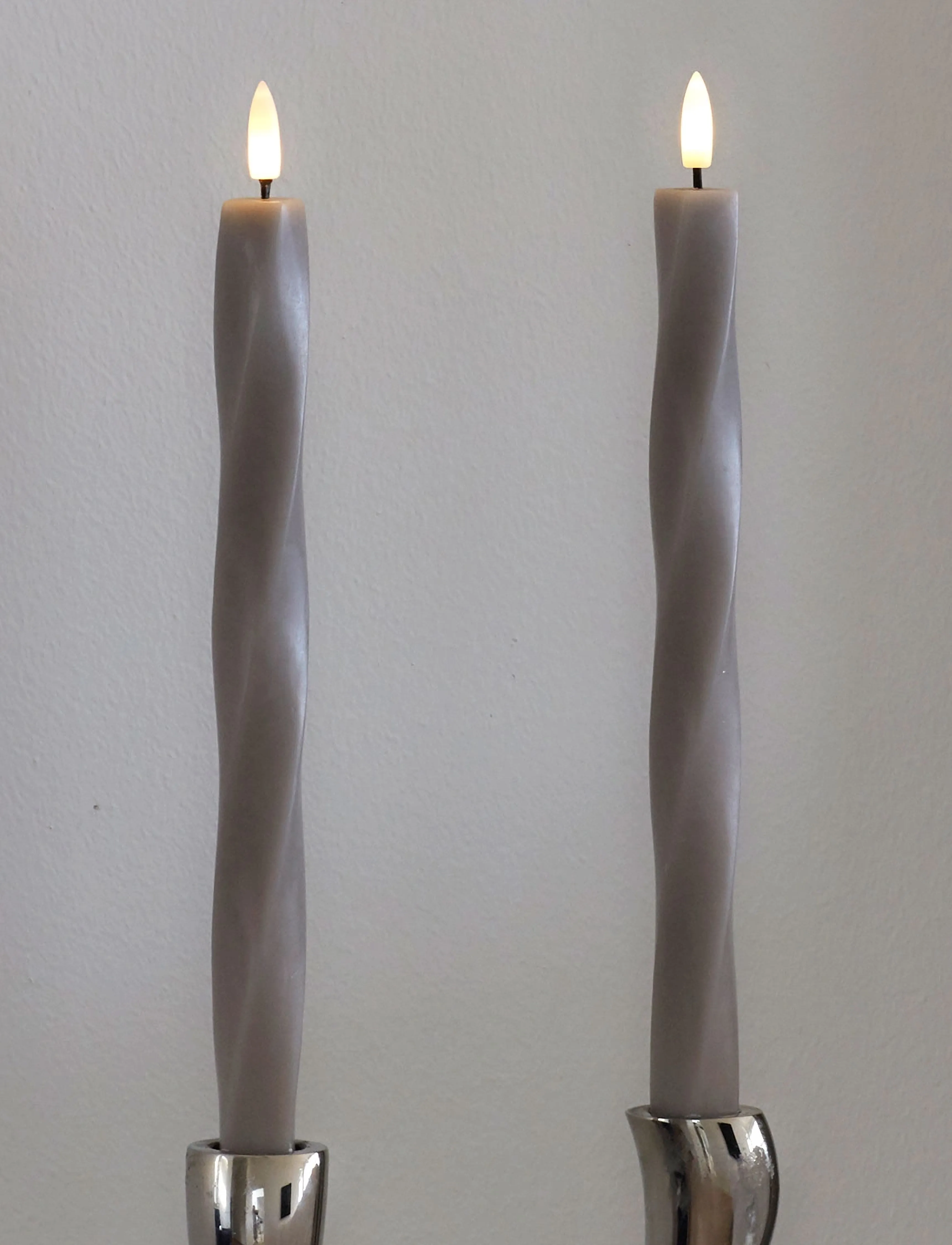 Sirius Home Nordisk Skulptur, Sille Twist Ø2X26 Cm, Warm Gray, One Size, Candles, Grau - Led Homeware